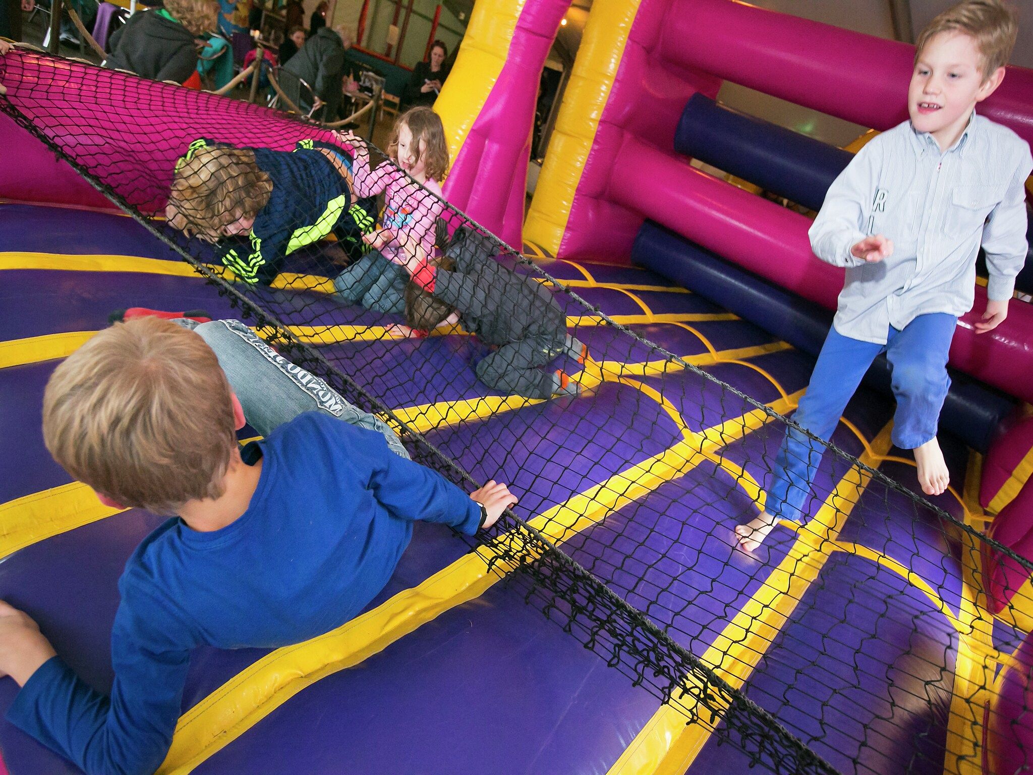 Parkfaciliteiten bij Vakantiepark de Katjeskelder 25 in Oosterhout