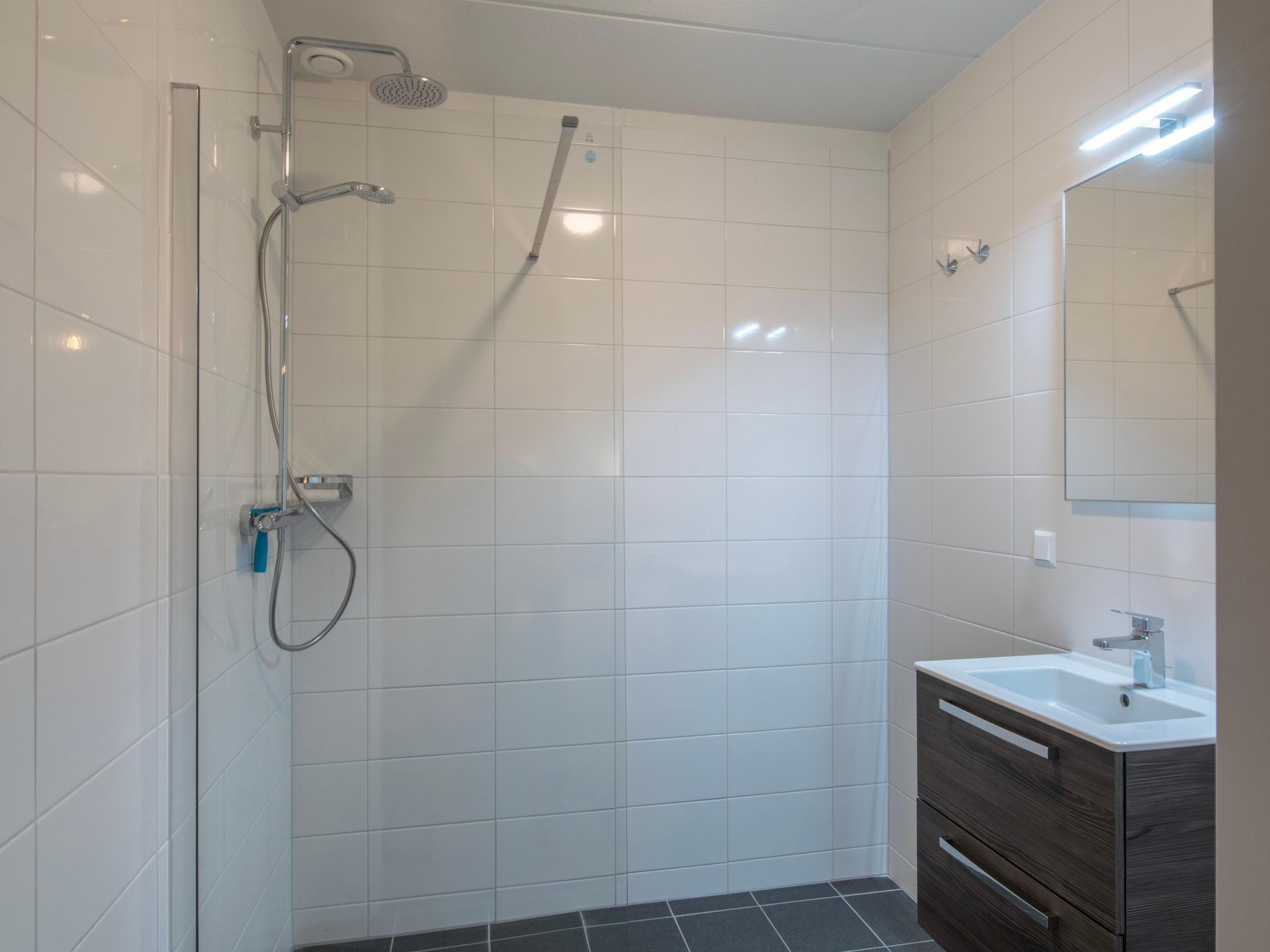 De badkamer van Vakantiepark de Katjeskelder 25 in Oosterhout