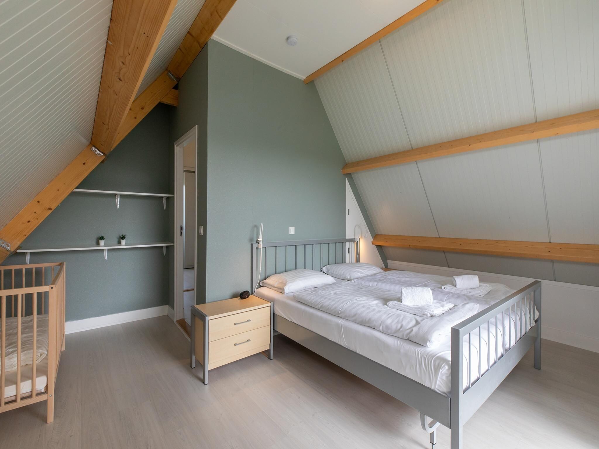 Een slaapkamer van Vakantiewoning - Horizon 14  Renesse in Renesse