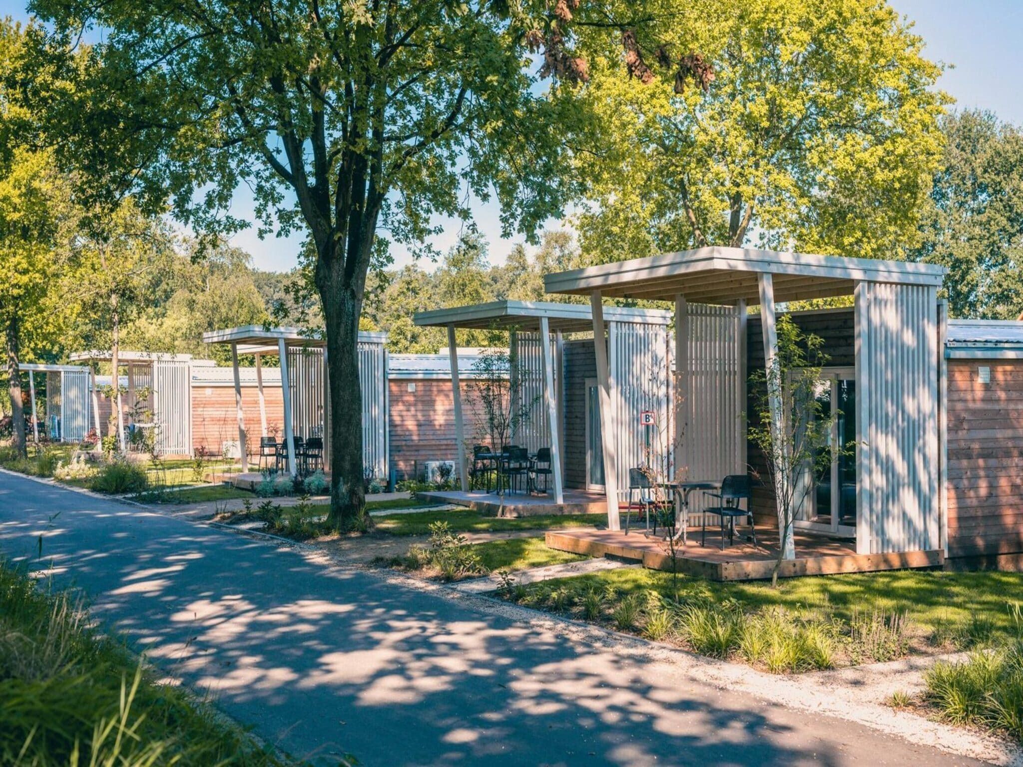 De buitenkant van Tiny Cottage 22 in Kaatsheuvel