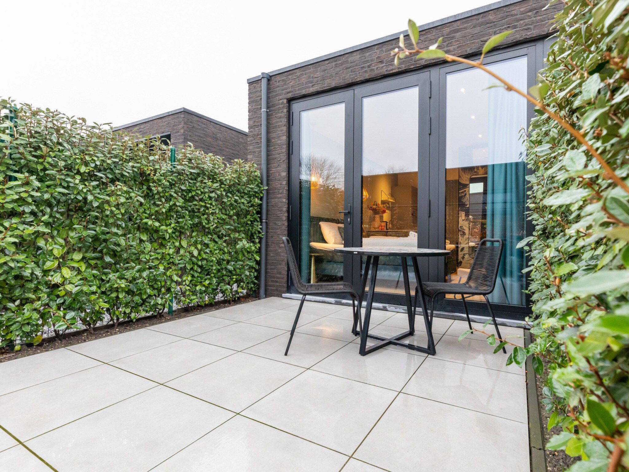 De tuin van Studio ZEE in Koudekerke