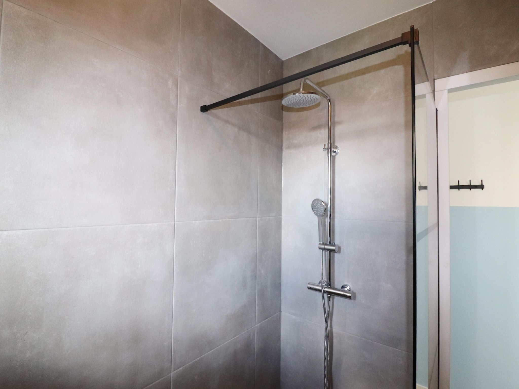 De badkamer van Grote Siege 44 in Anjum