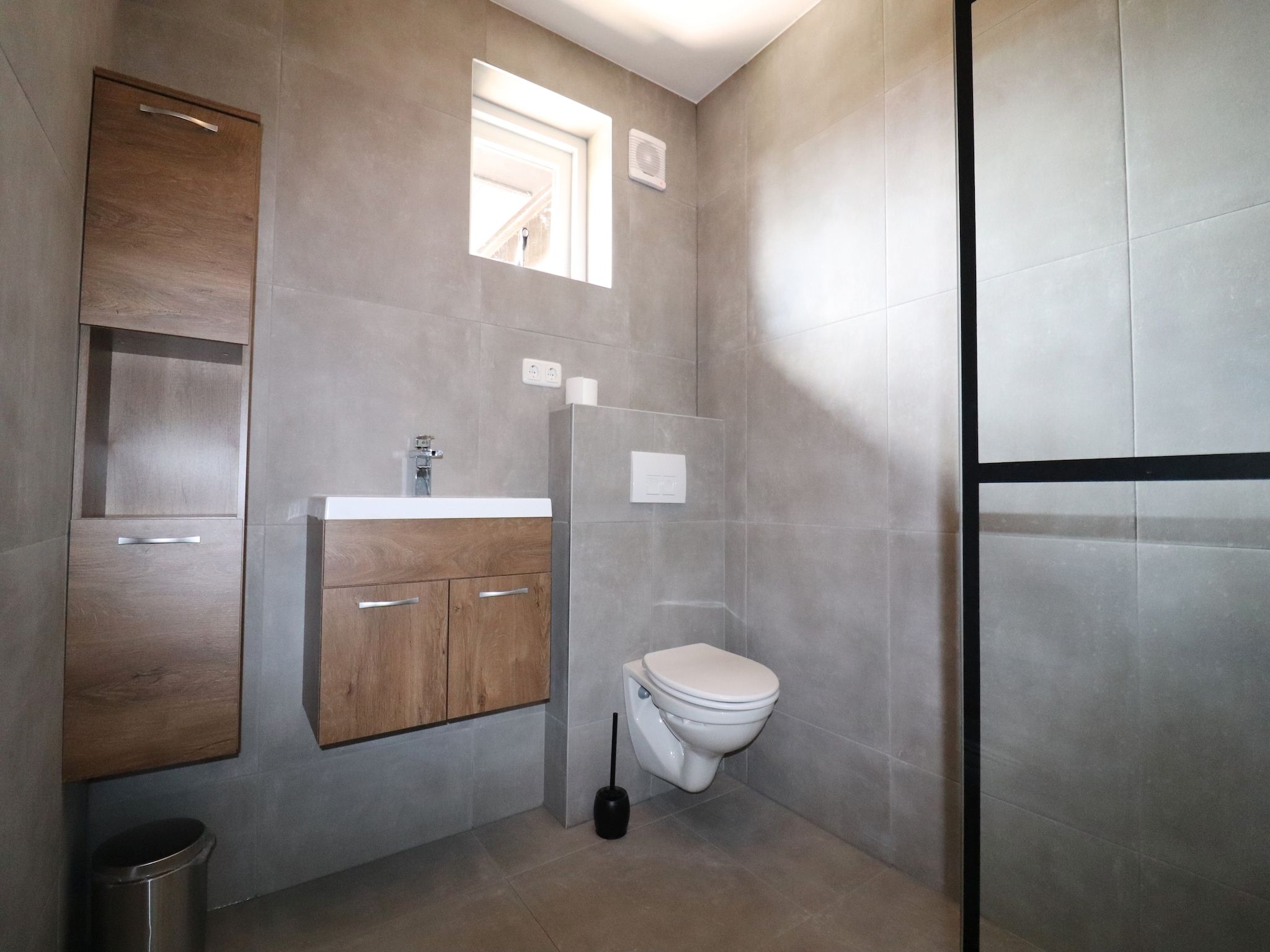 De badkamer van Grote Siege 44 in Anjum