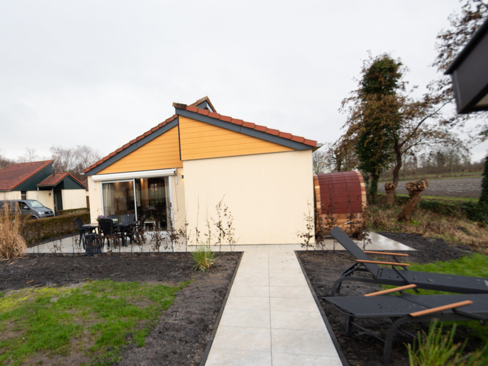 De buitenkant van 6 pers Welness huis 99 in Zevenhuizen