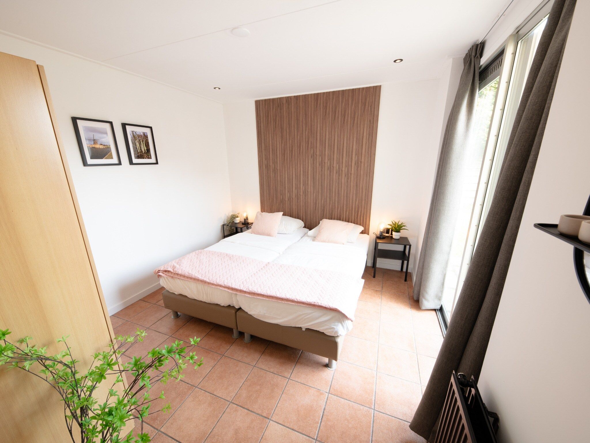 Een slaapkamer van Comfort bungalow – Max 6 personen – nummer 49 in Zevenhuizen