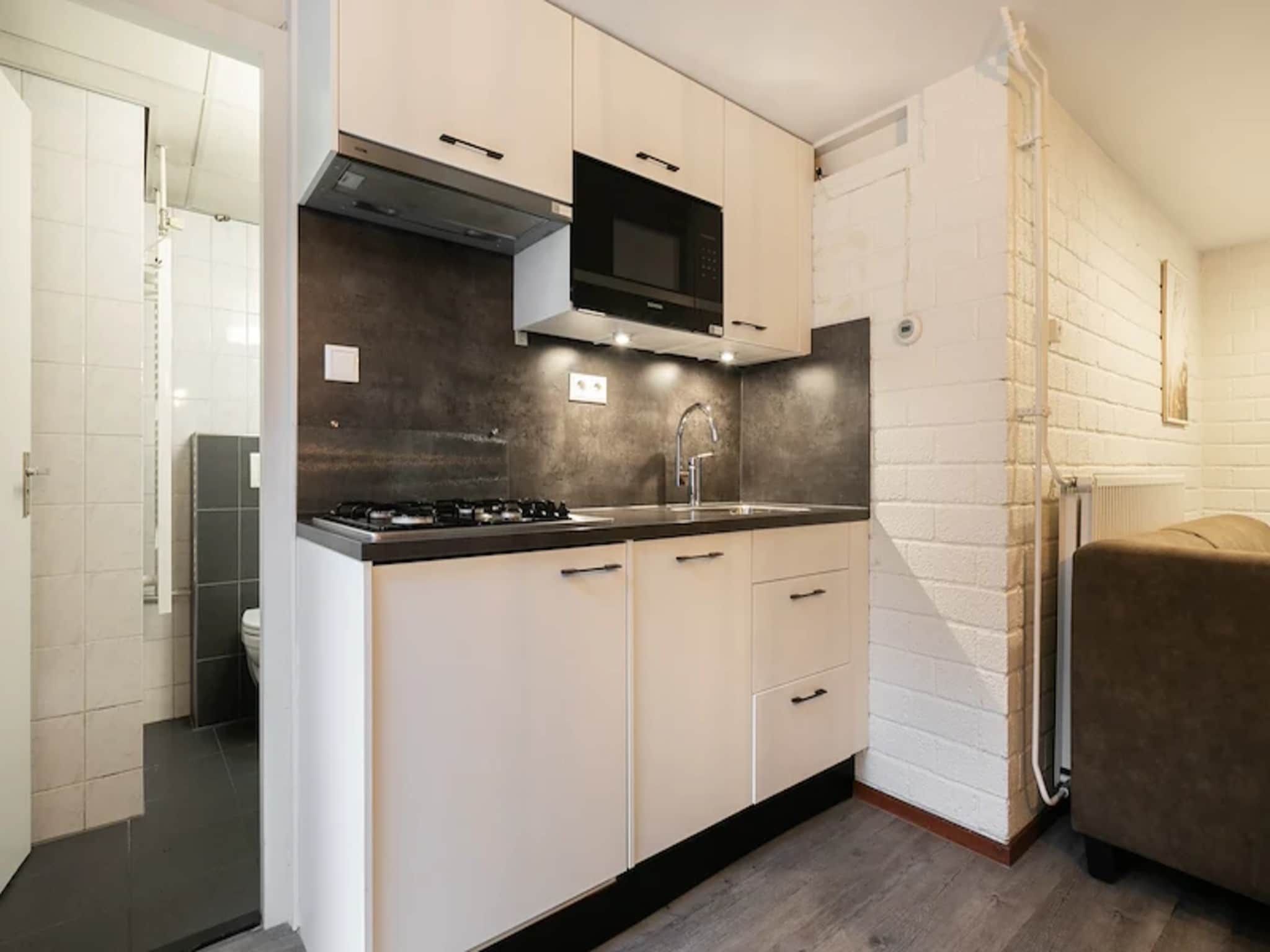 De keuken van Vakantiepark de Berkenhorst 13 in Kootwijk