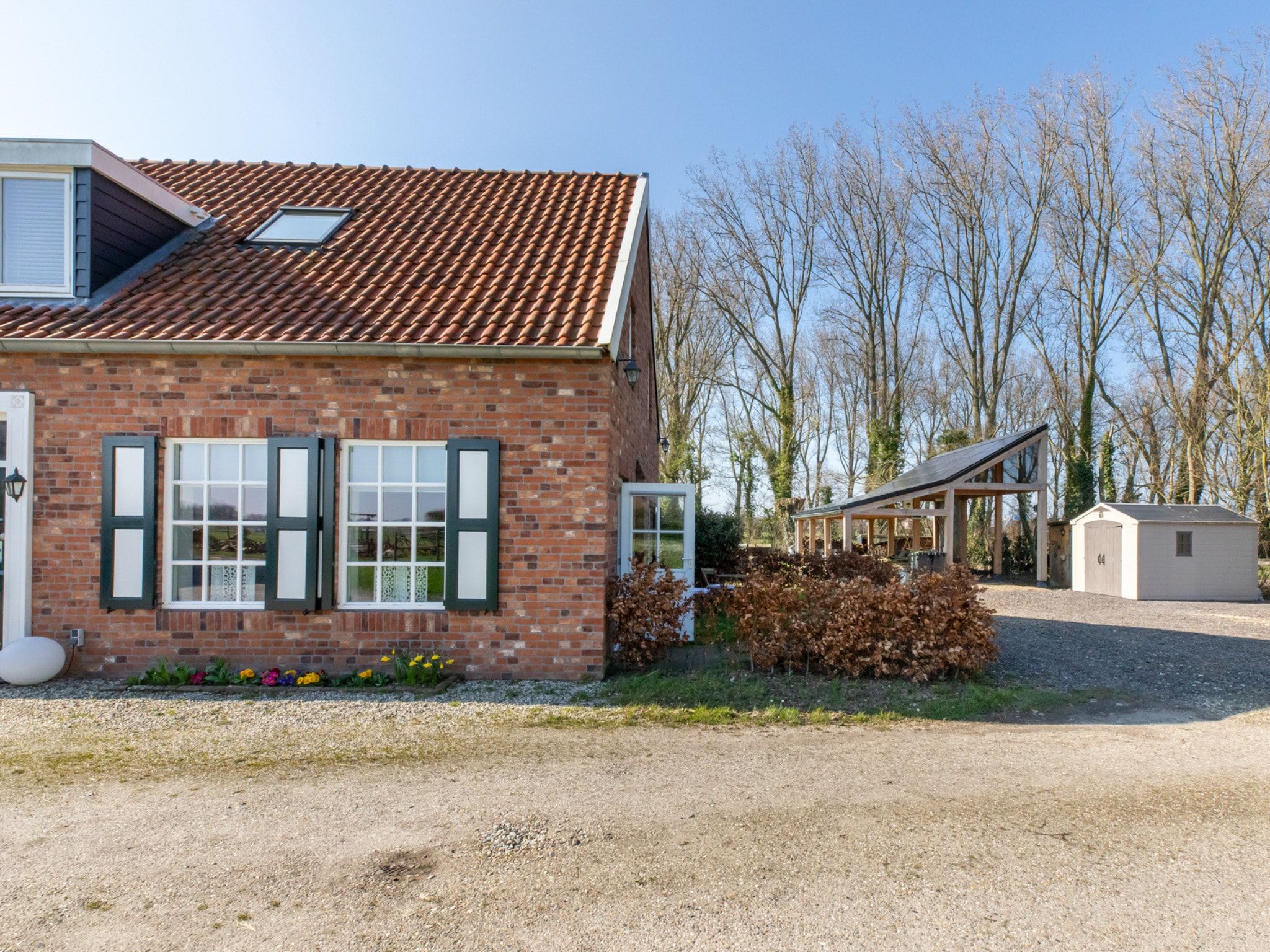 De buitenkant van Verkorte Groeneweg 2 in Koudekerke