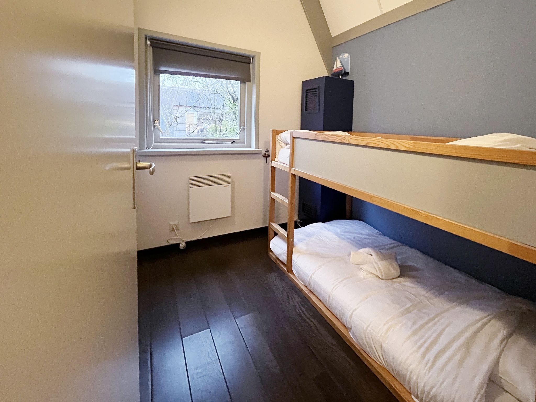 Een slaapkamer van Yné Lijte 68 in Grou