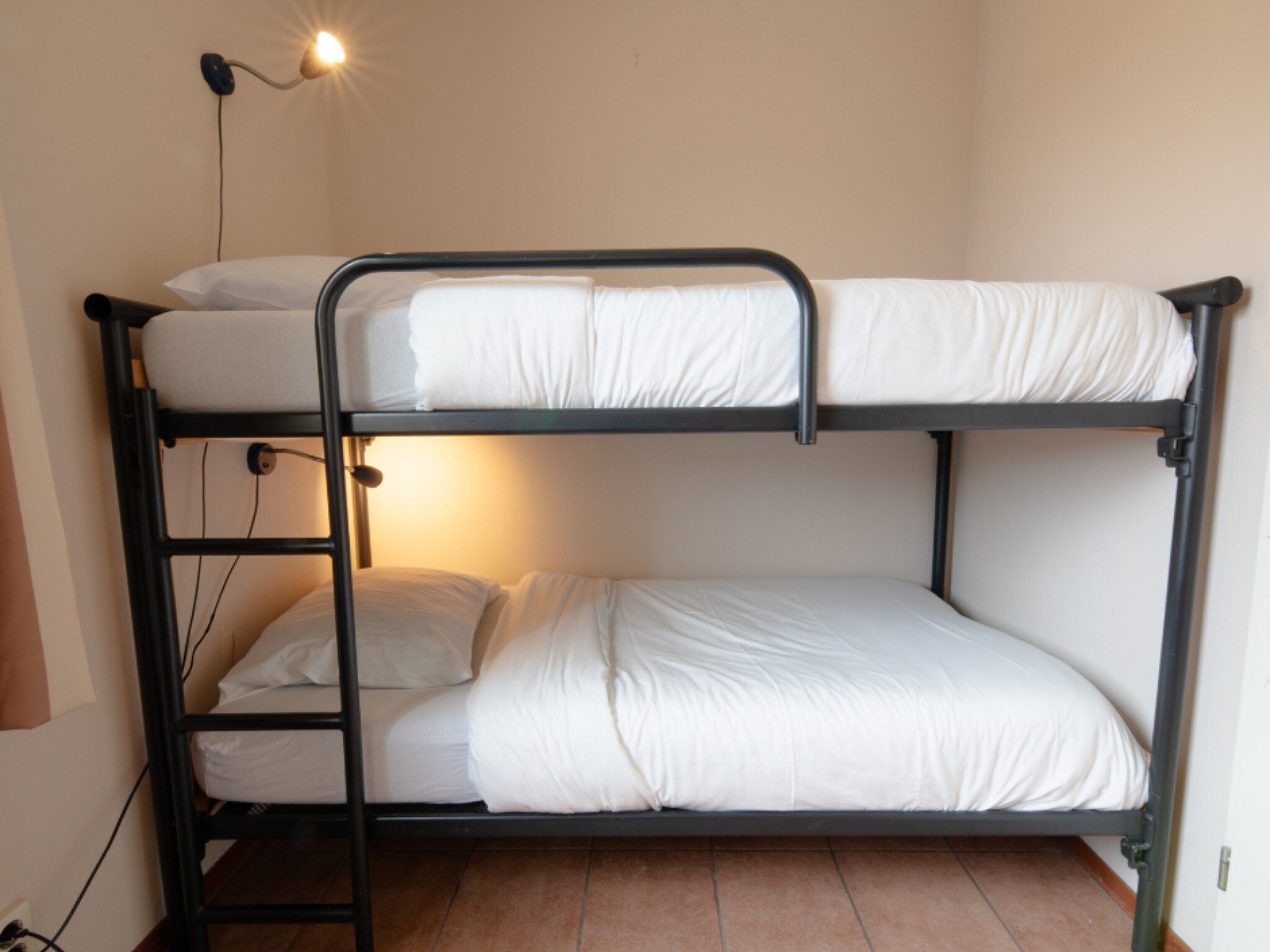 Een slaapkamer van Premium bungalow – max 6 personen – Nummer 109 in Zevenhuizen