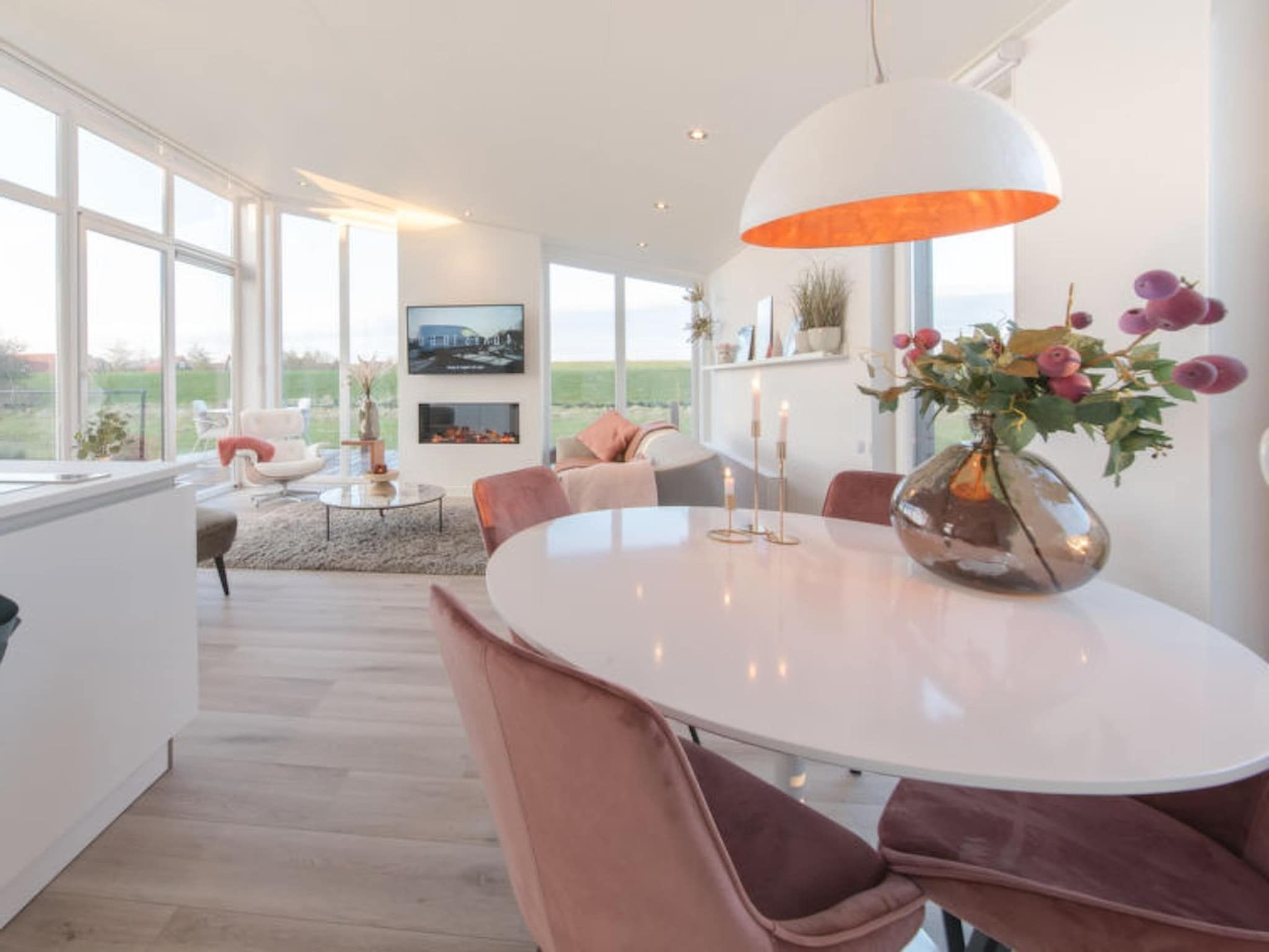 De eetkamer van Water Resort Oosterschelde 73 in Wemeldinge