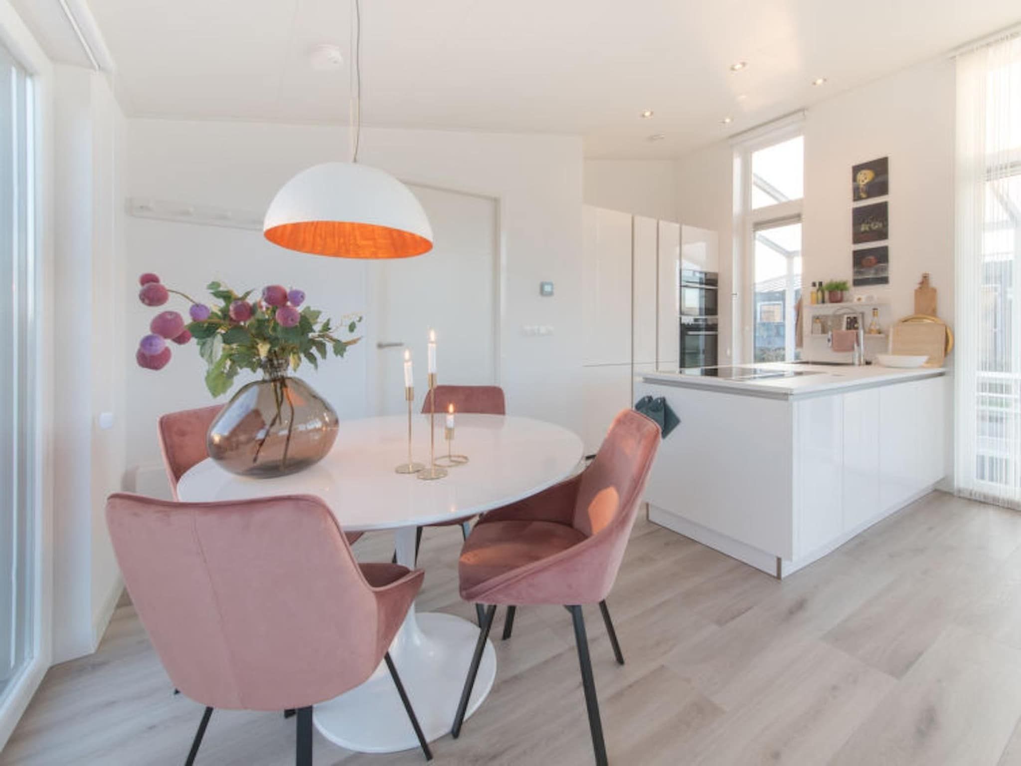 De eetkamer van Water Resort Oosterschelde 73 in Wemeldinge