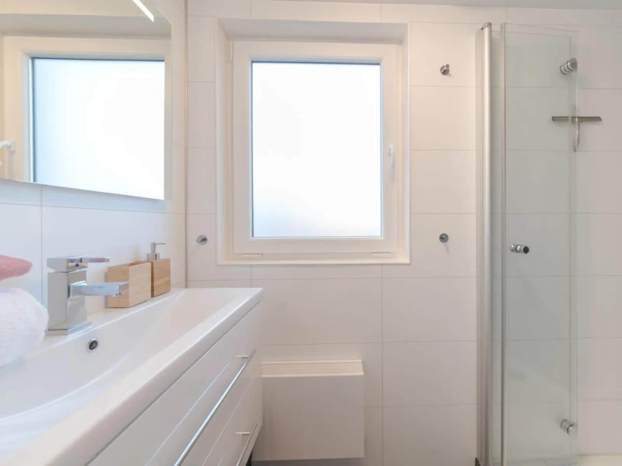 De badkamer van Water Resort Oosterschelde 73 in Wemeldinge