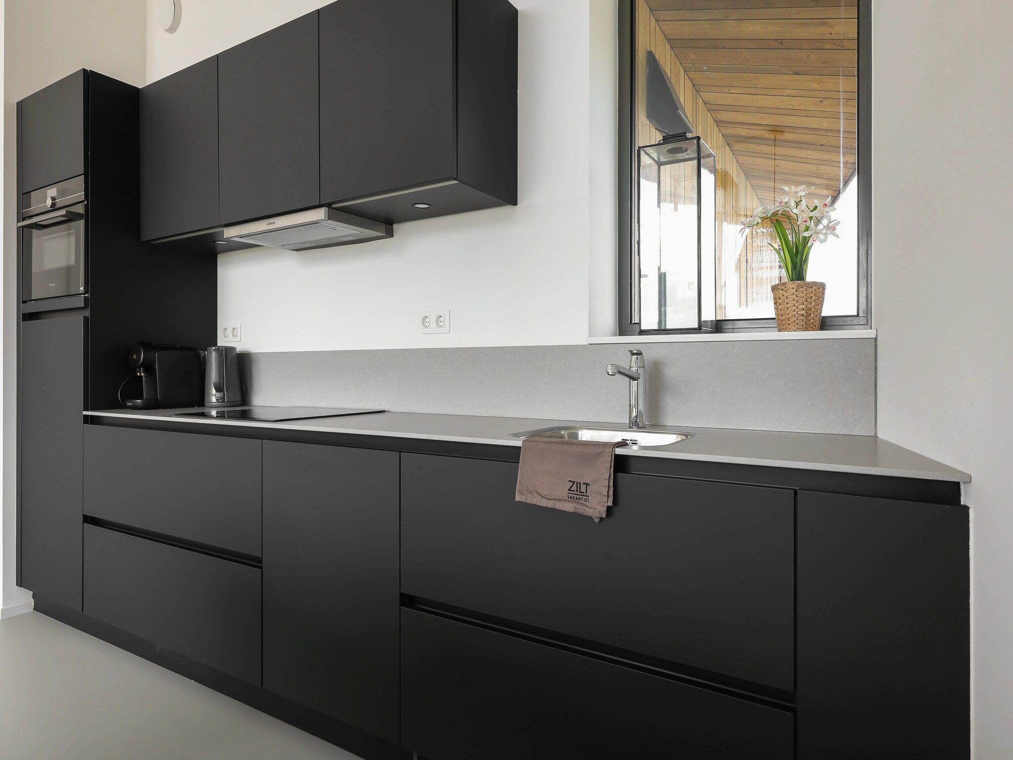 De keuken van Heerlijkheid Vlietenburg 12 in Wissenkerke