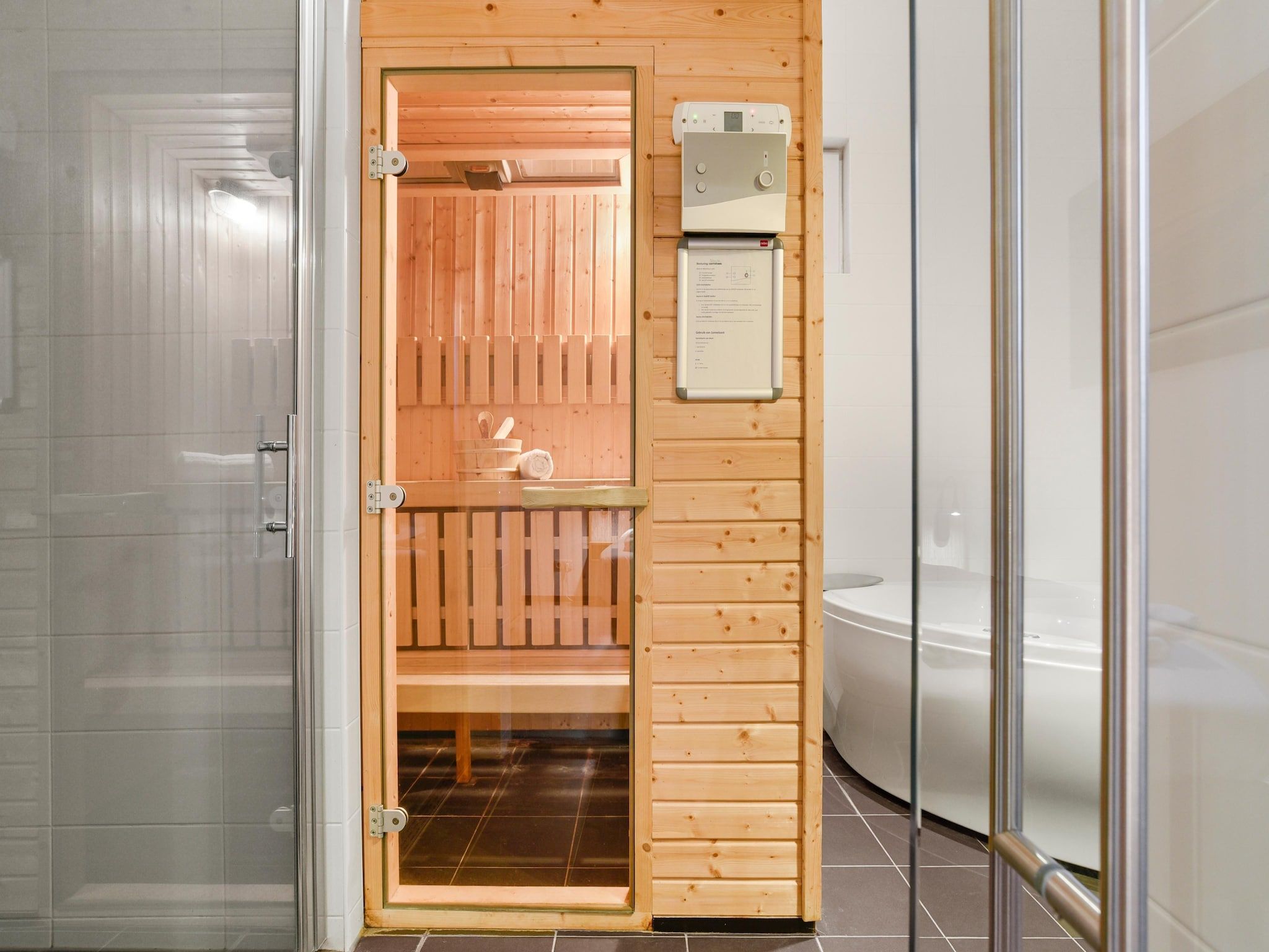 Waterpark De Bloemert 7 in Midlaren - Foto 31 van 31