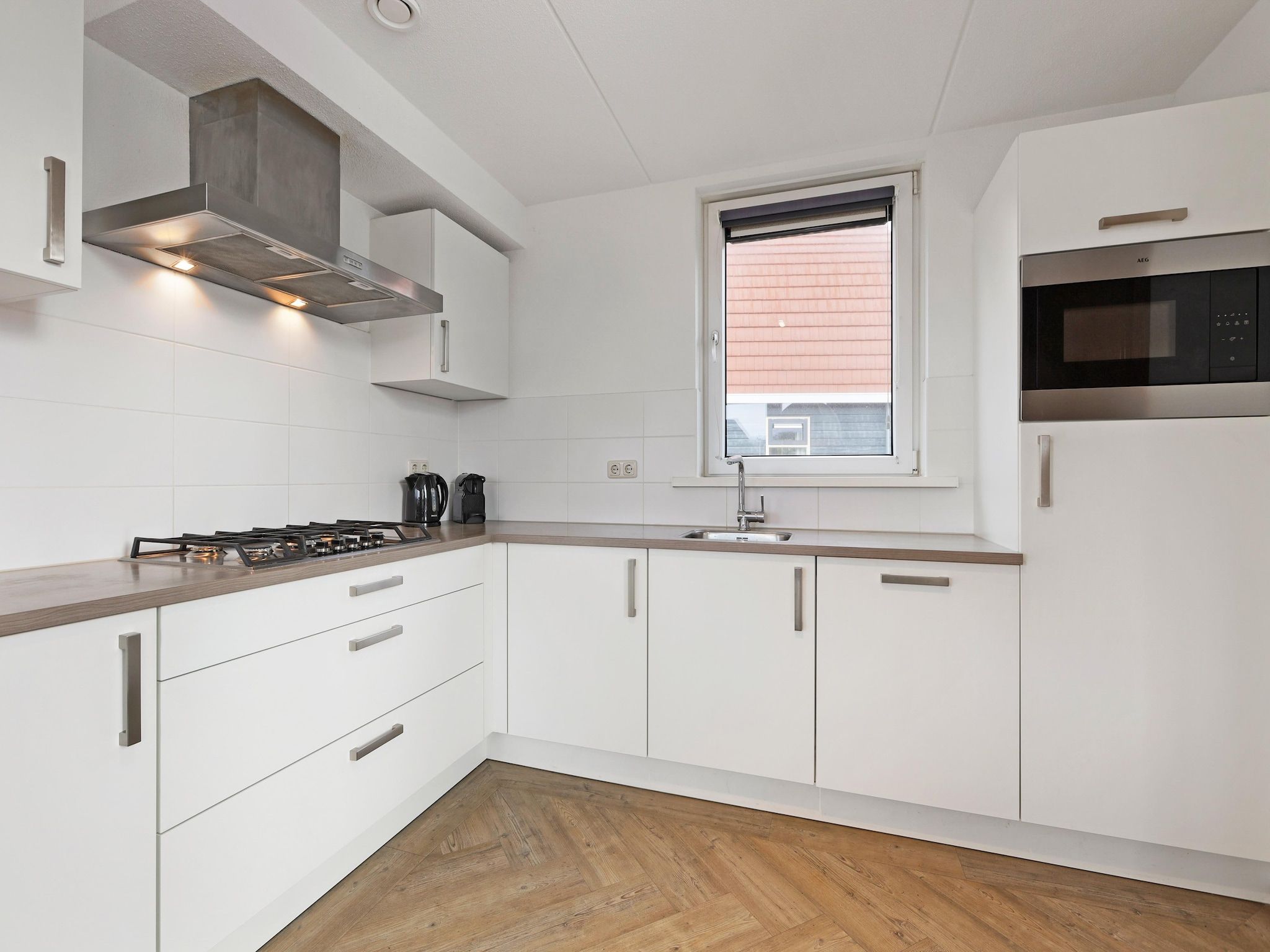 De keuken van Waterpark De Bloemert 19 in Midlaren