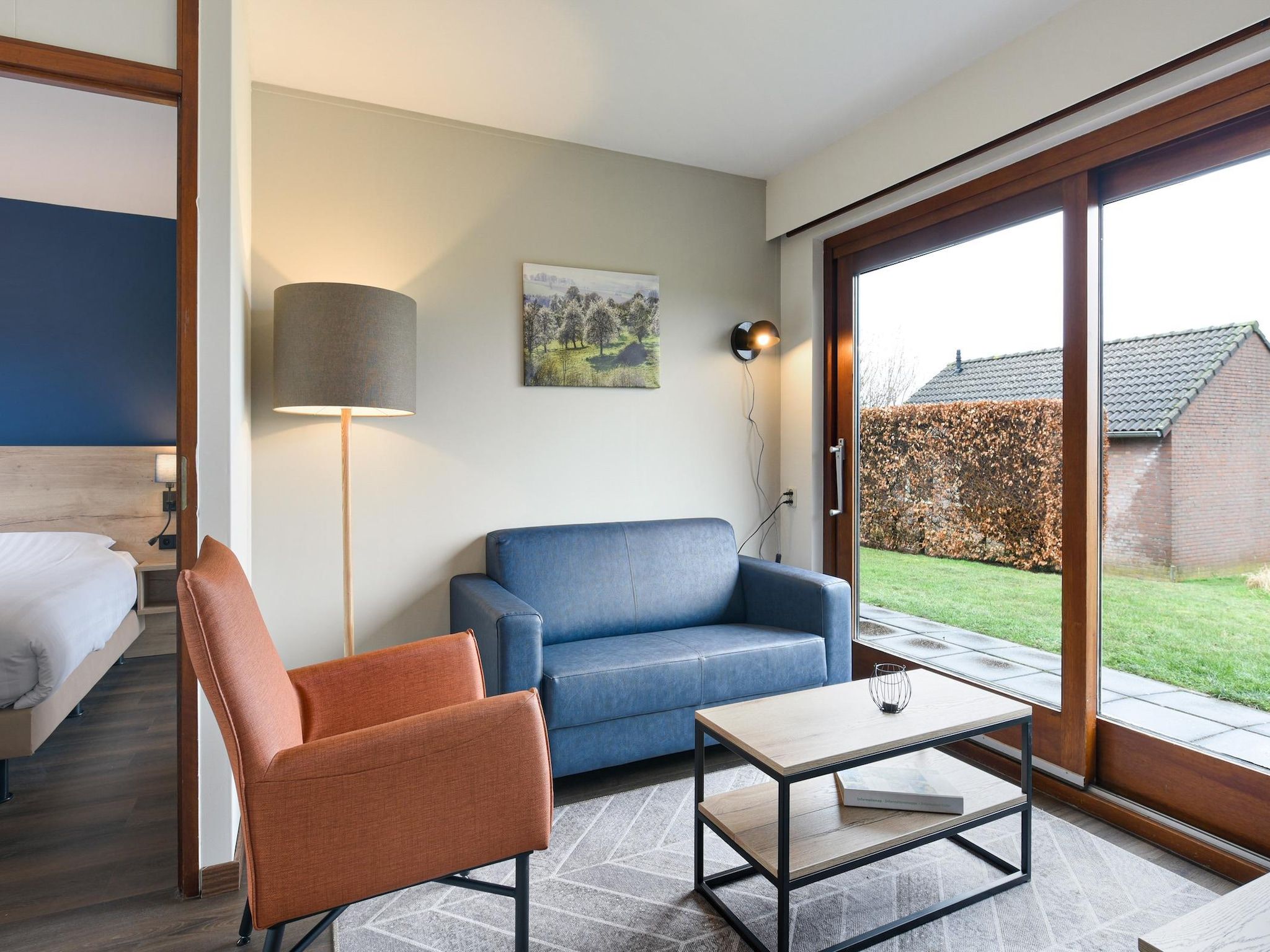 De woonkamer van Bungalow 2B in Vijlen