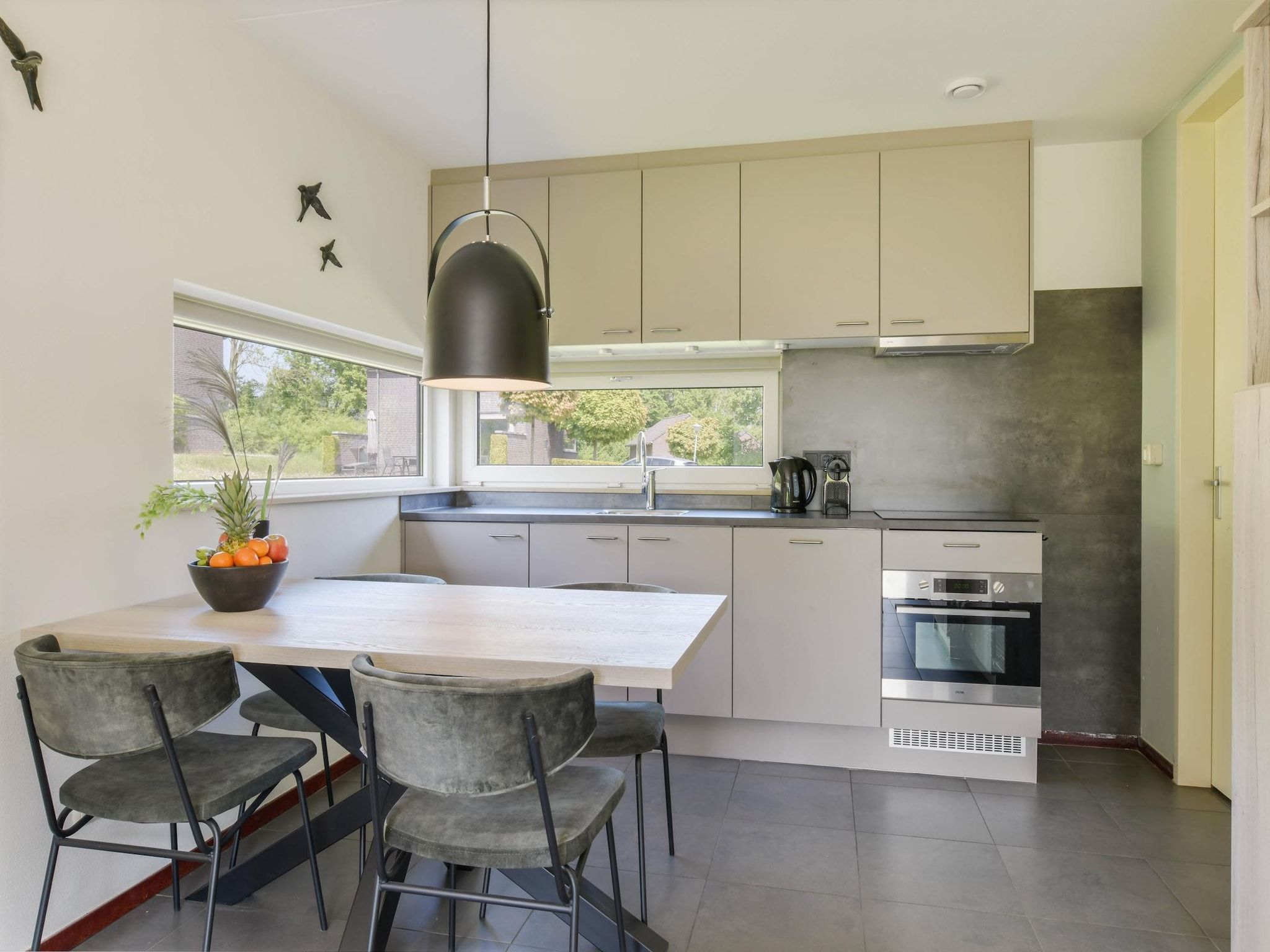 De keuken van Vakantiepark Reevallis 5 in Vijlen