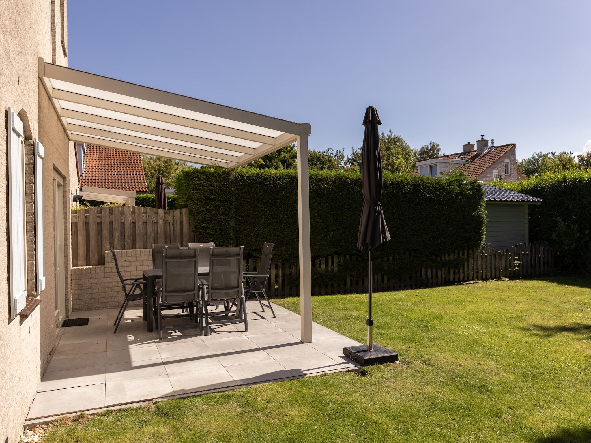 Het terras van Parc Port Greve 13 in Brouwershaven