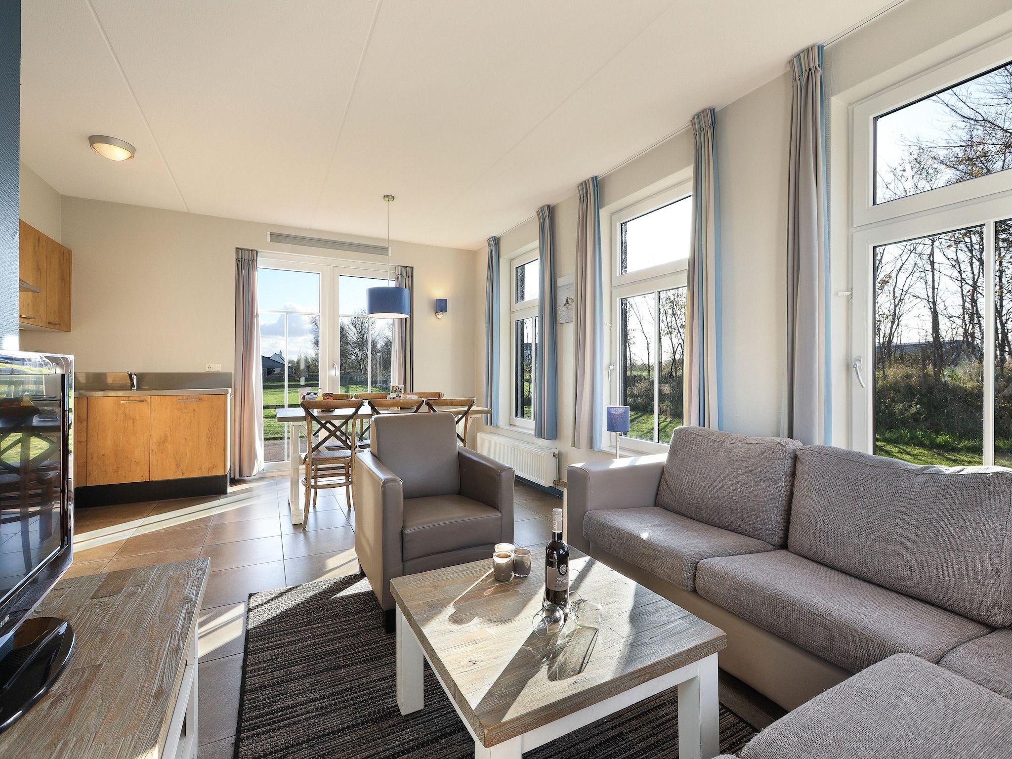 De woonkamer van Strand Resort Nieuwvliet-Bad 7 in Nieuwvliet