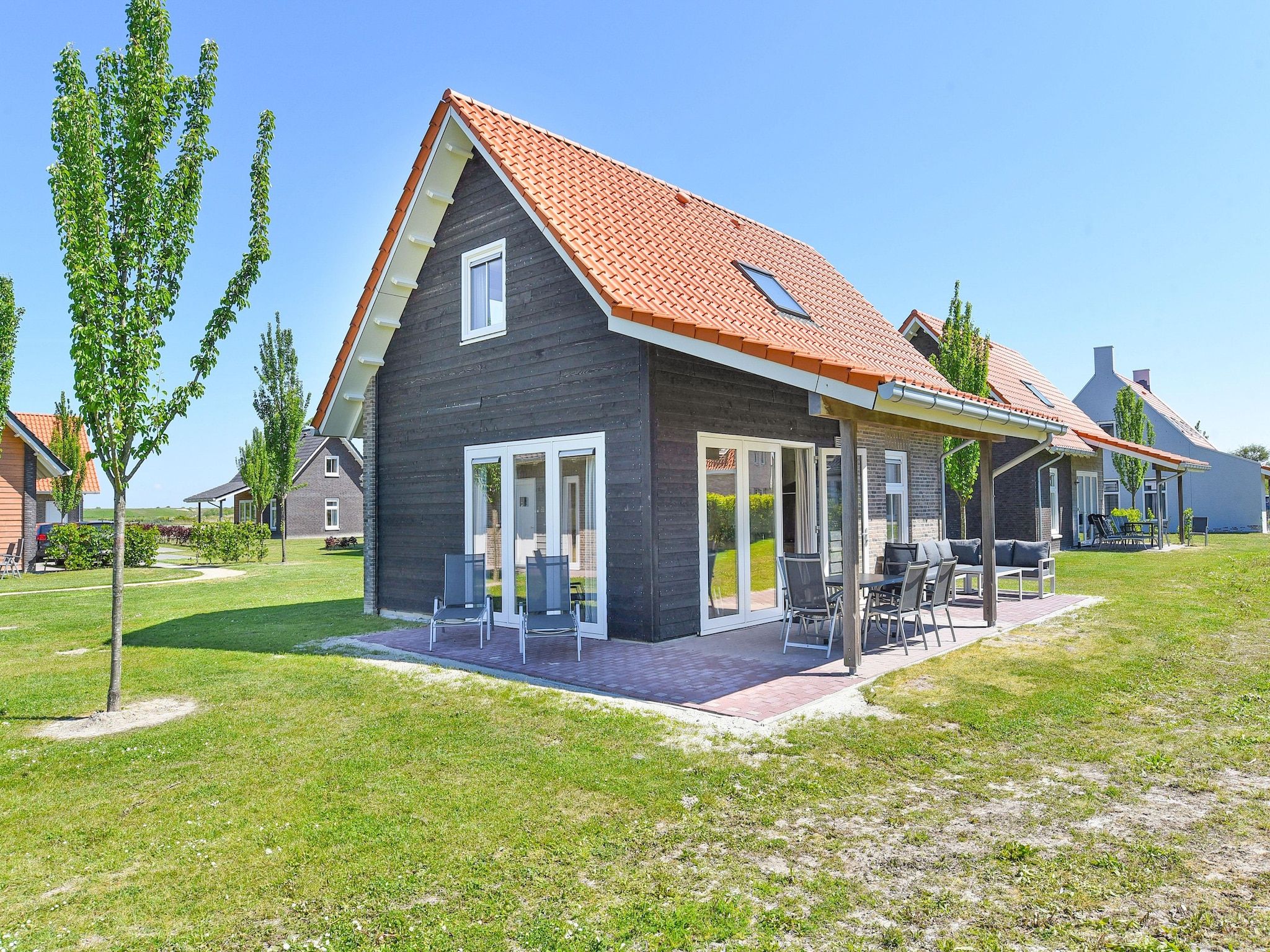 Het terras van Strand Resort Nieuwvliet-Bad 10 in Nieuwvliet