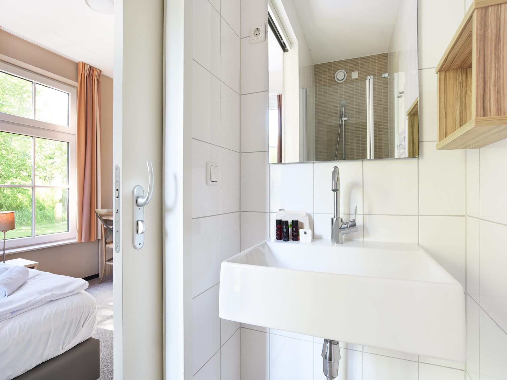 De badkamer van Strand Resort Nieuwvliet-Bad 12 in Nieuwvliet