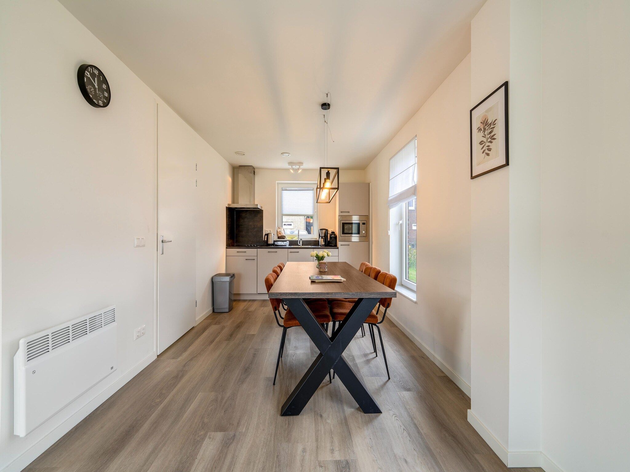 De eetkamer van Kuifduiker 115 in Simonshaven