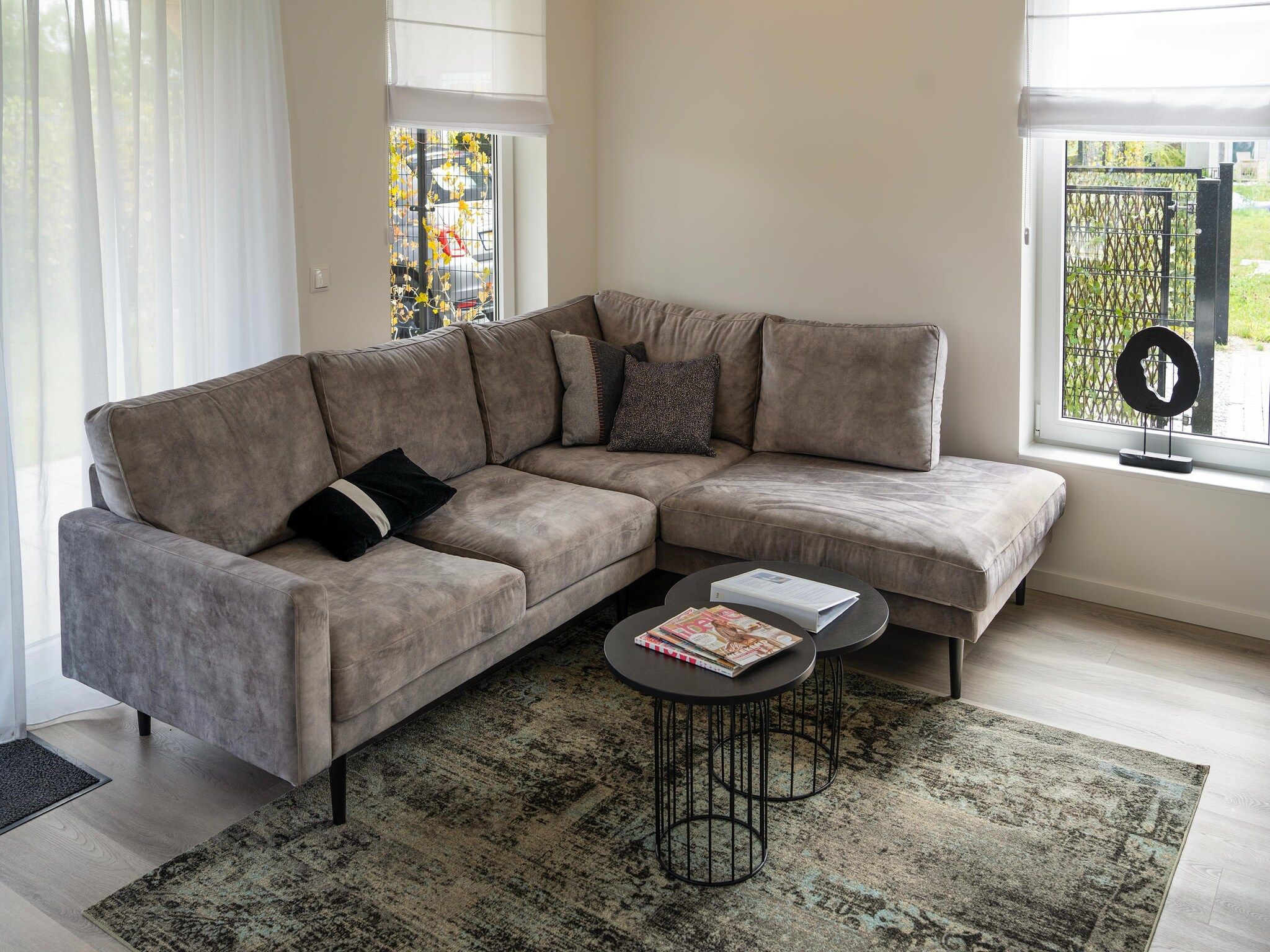 De woonkamer van Kuifduiker 115 in Simonshaven