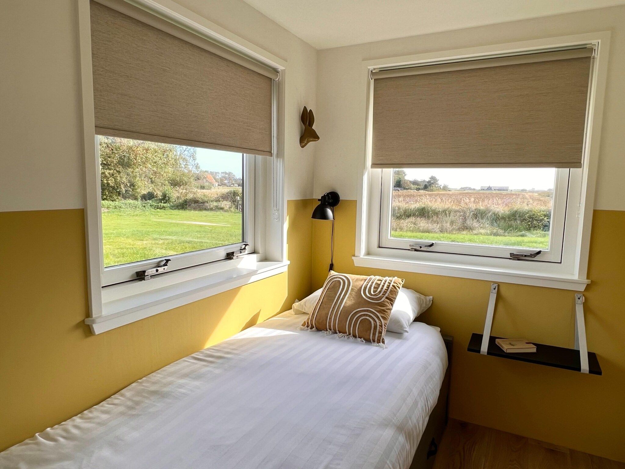 Een slaapkamer van 't Veldje in Den Hoorn