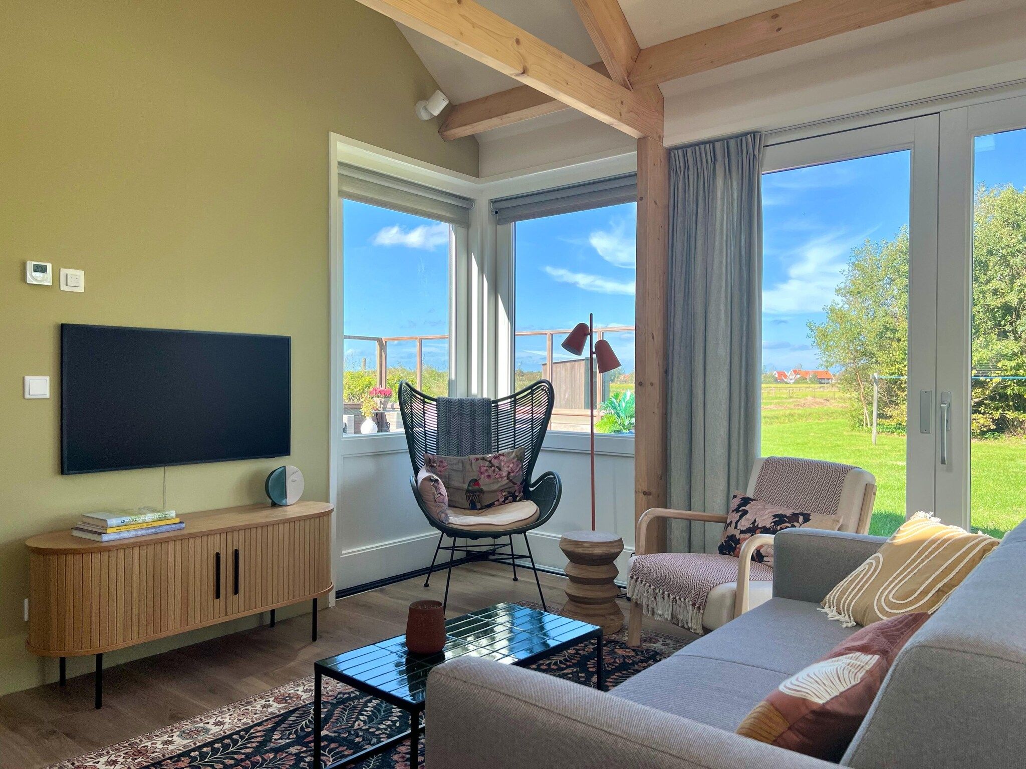 De woonkamer van 't Veldje in Den Hoorn