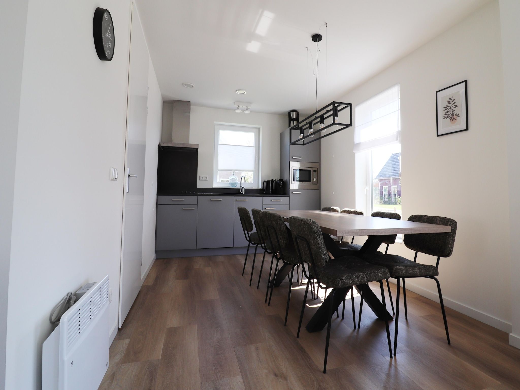 De eetkamer van Kuifduiker 122 in Simonshaven