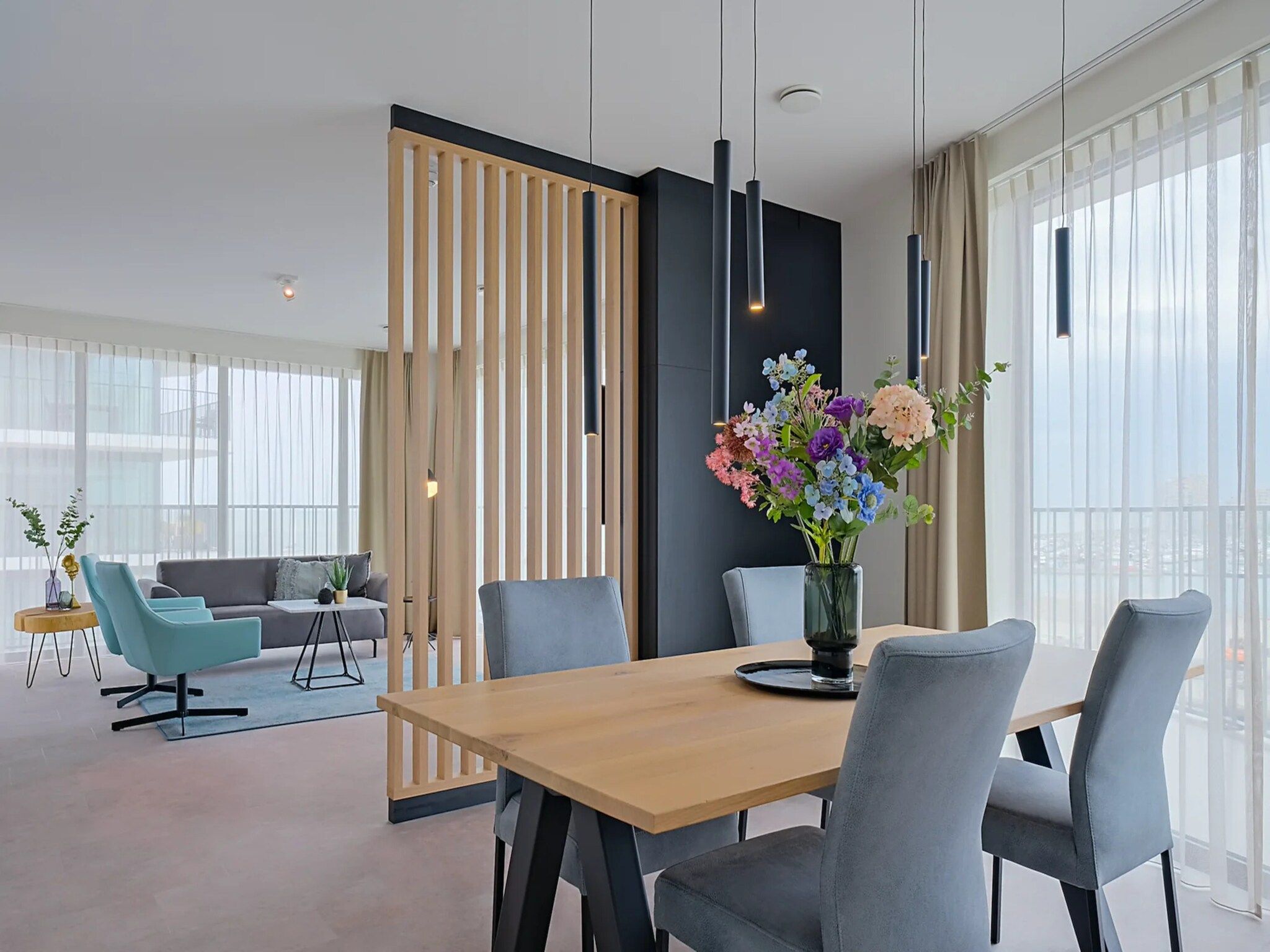 De eetkamer van Breskens Apartments & Penthouses 10 in Breskens