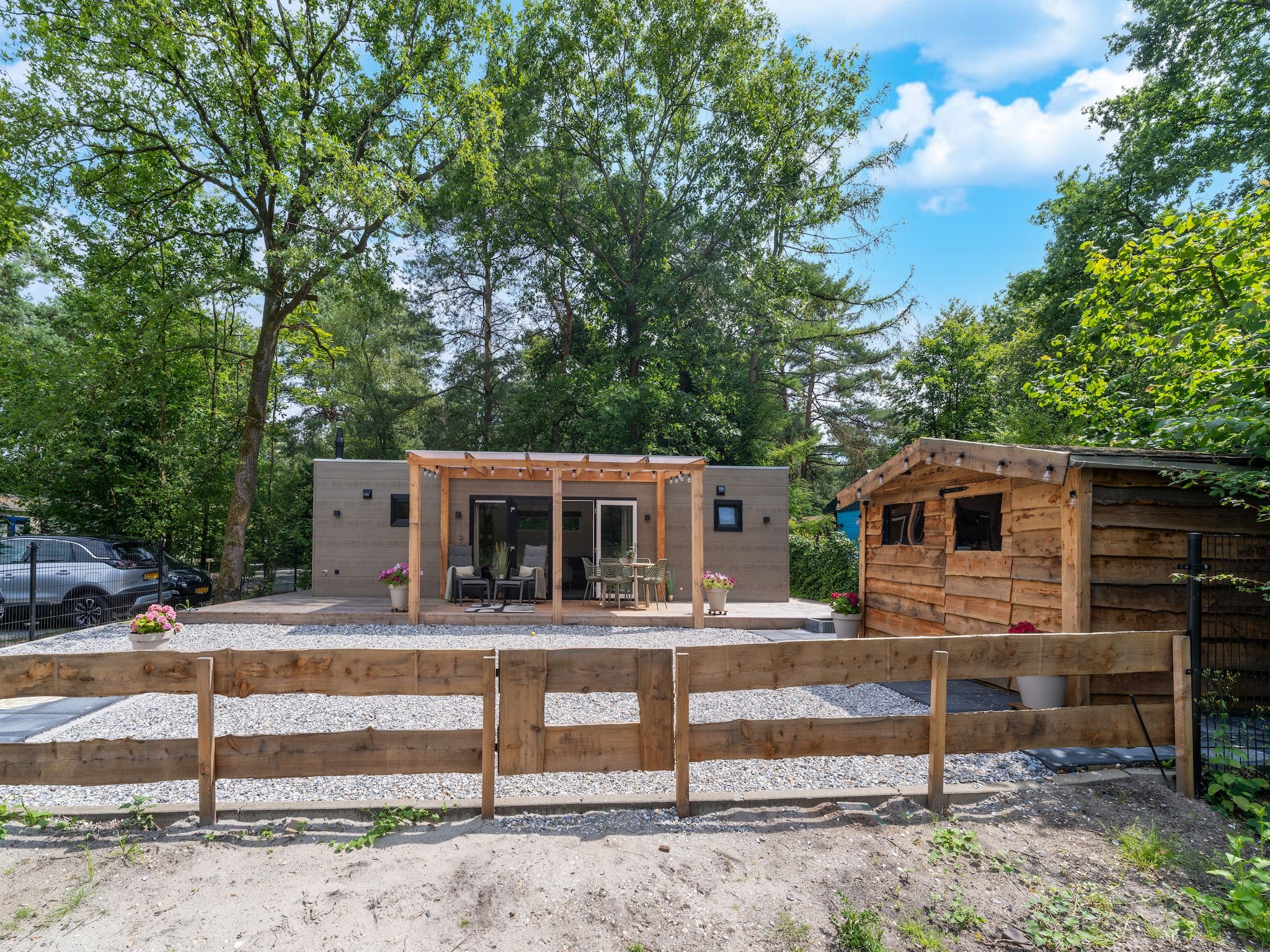 De buitenkant van Lodge David in Hattemerbroek