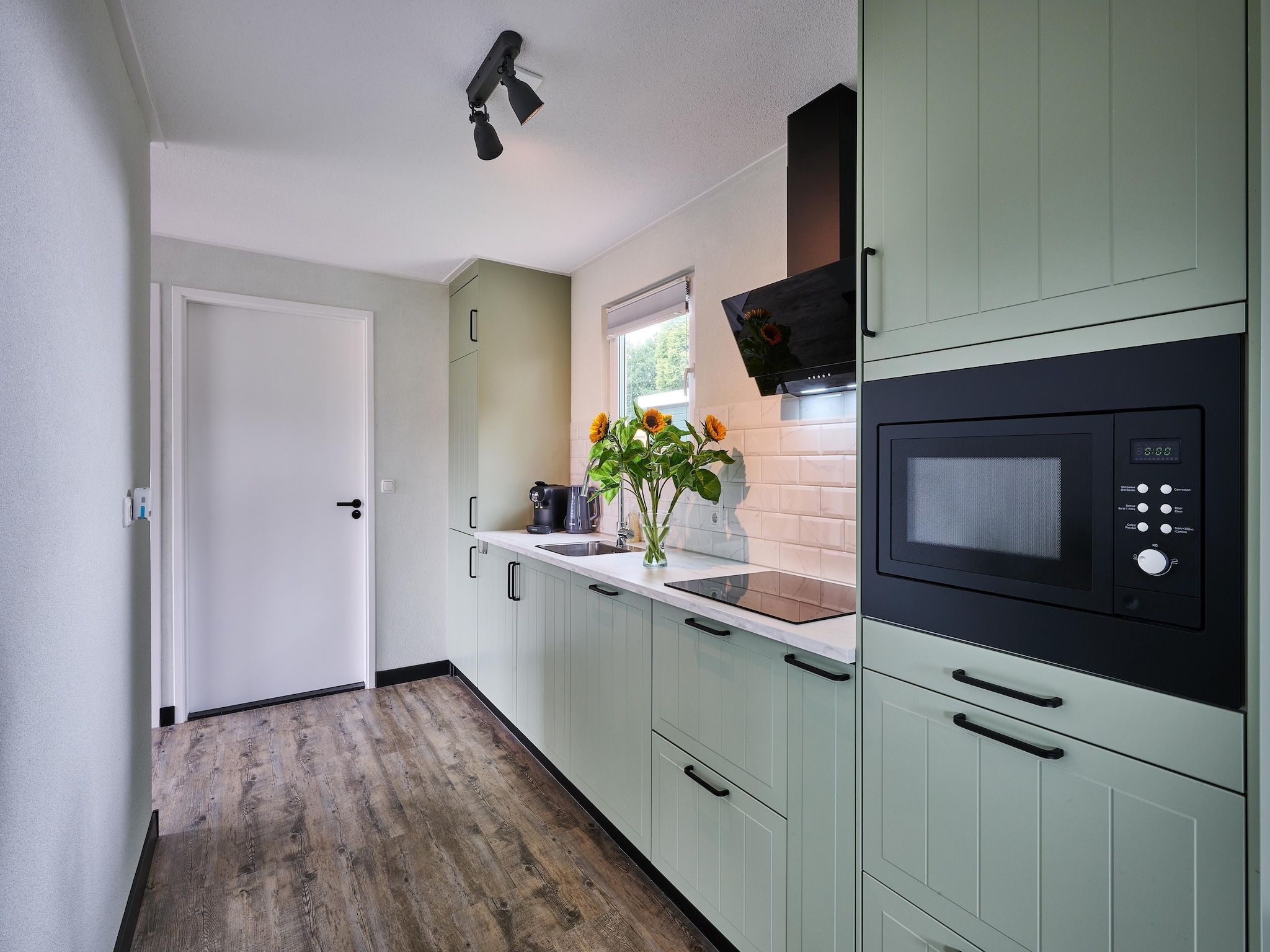 De keuken van De Weide 4P in De Kiel