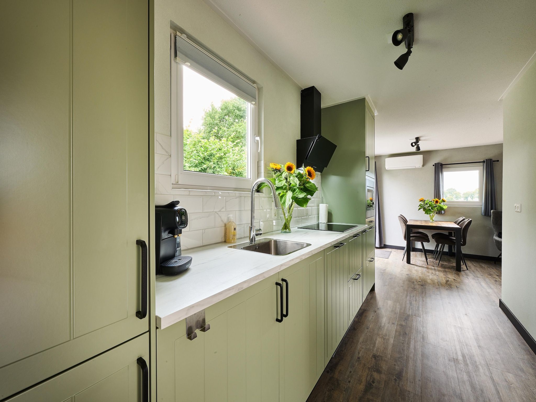 De keuken van De Weide 4P in De Kiel