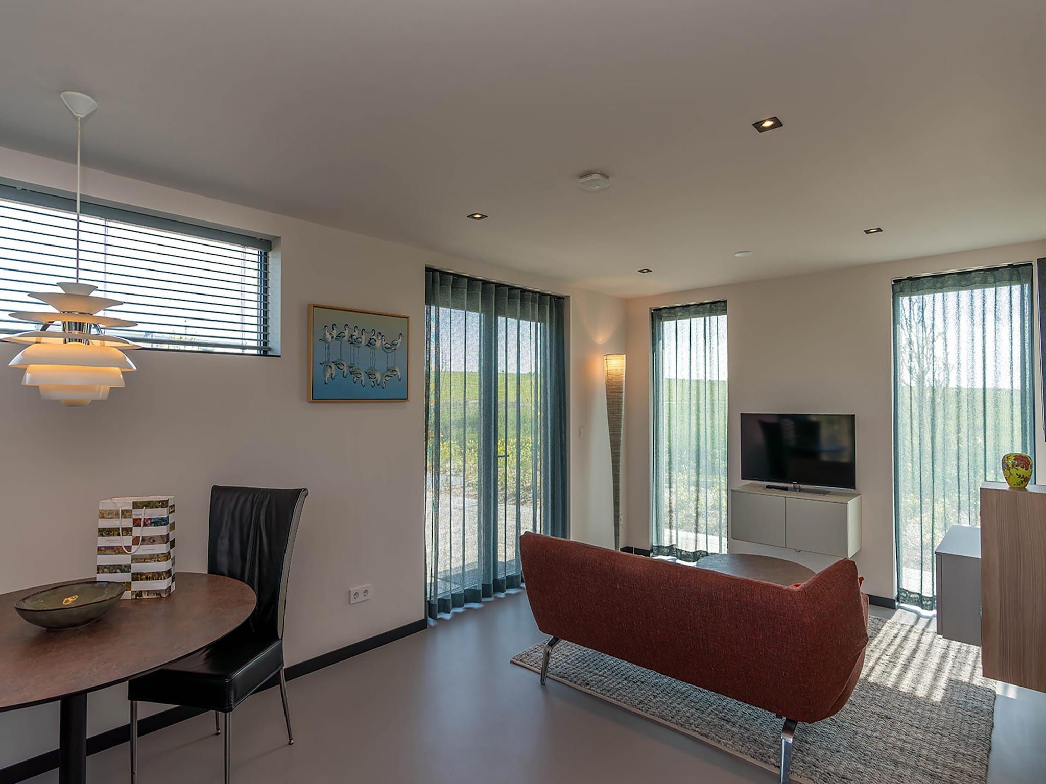 De woonkamer van ’t Waddenstrandje in Oudeschild