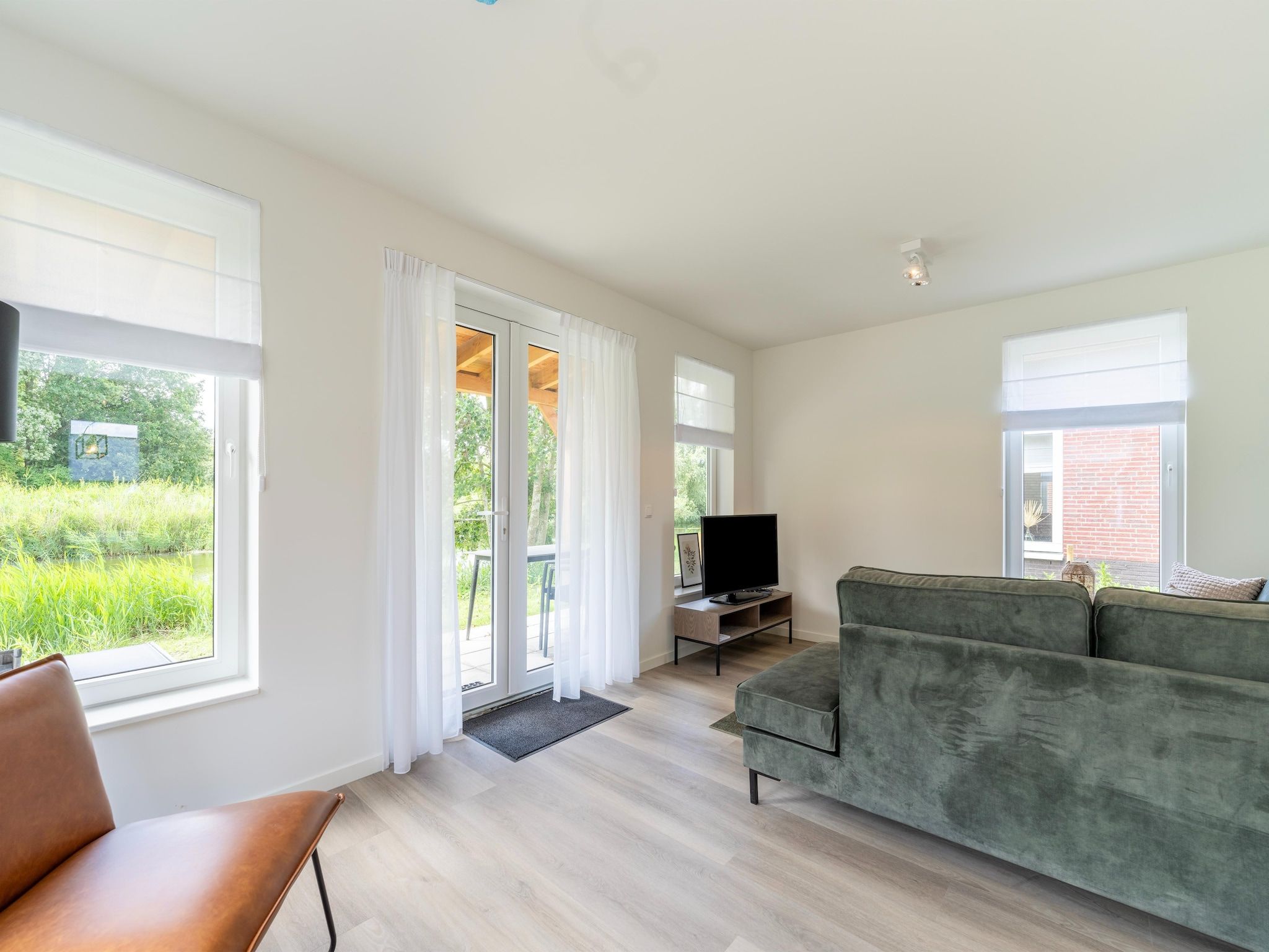 De woonkamer van Kuifduiker 5 in Simonshaven