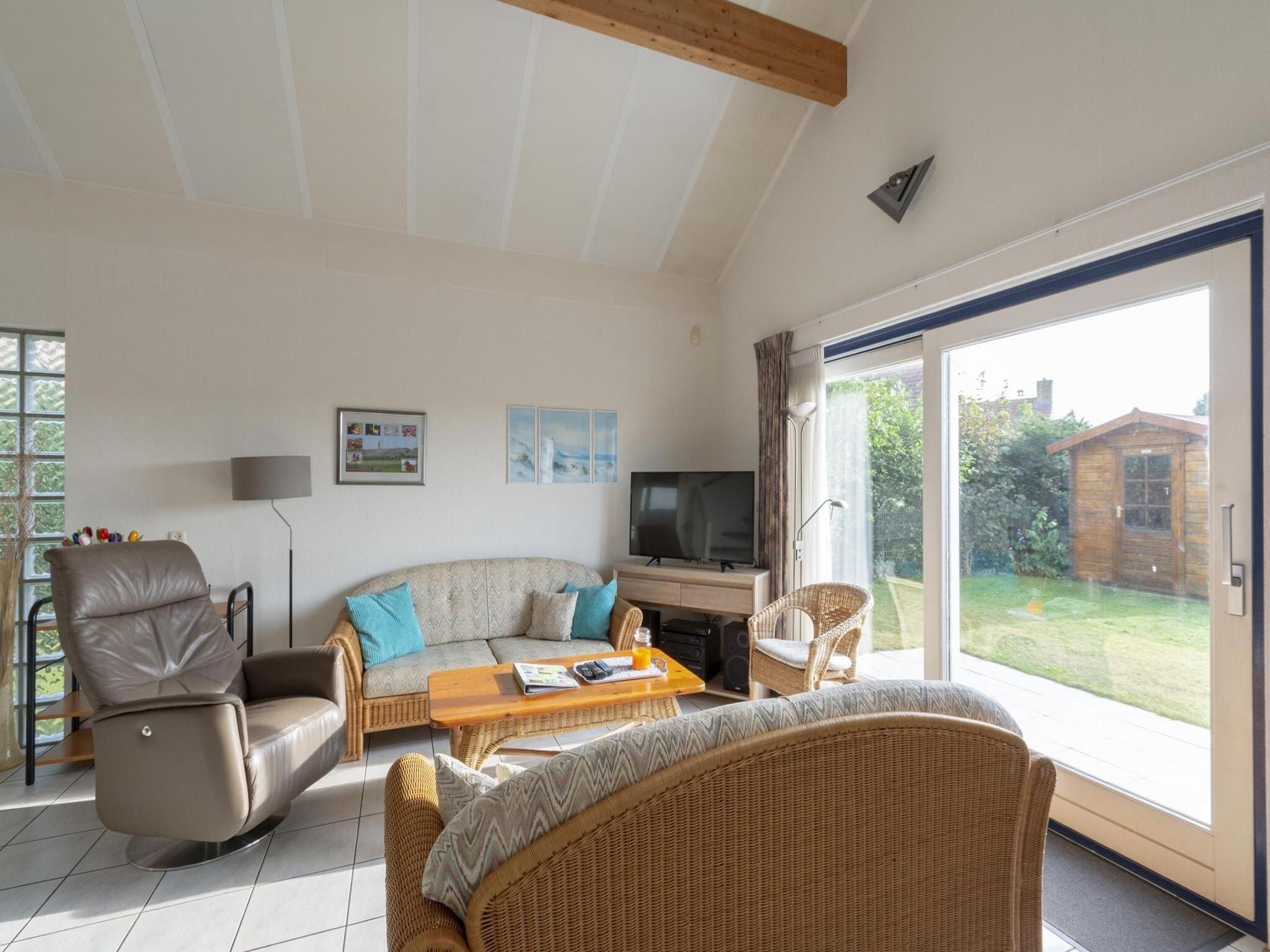 De woonkamer van Ooghduyne 148 in Julianadorp aan Zee