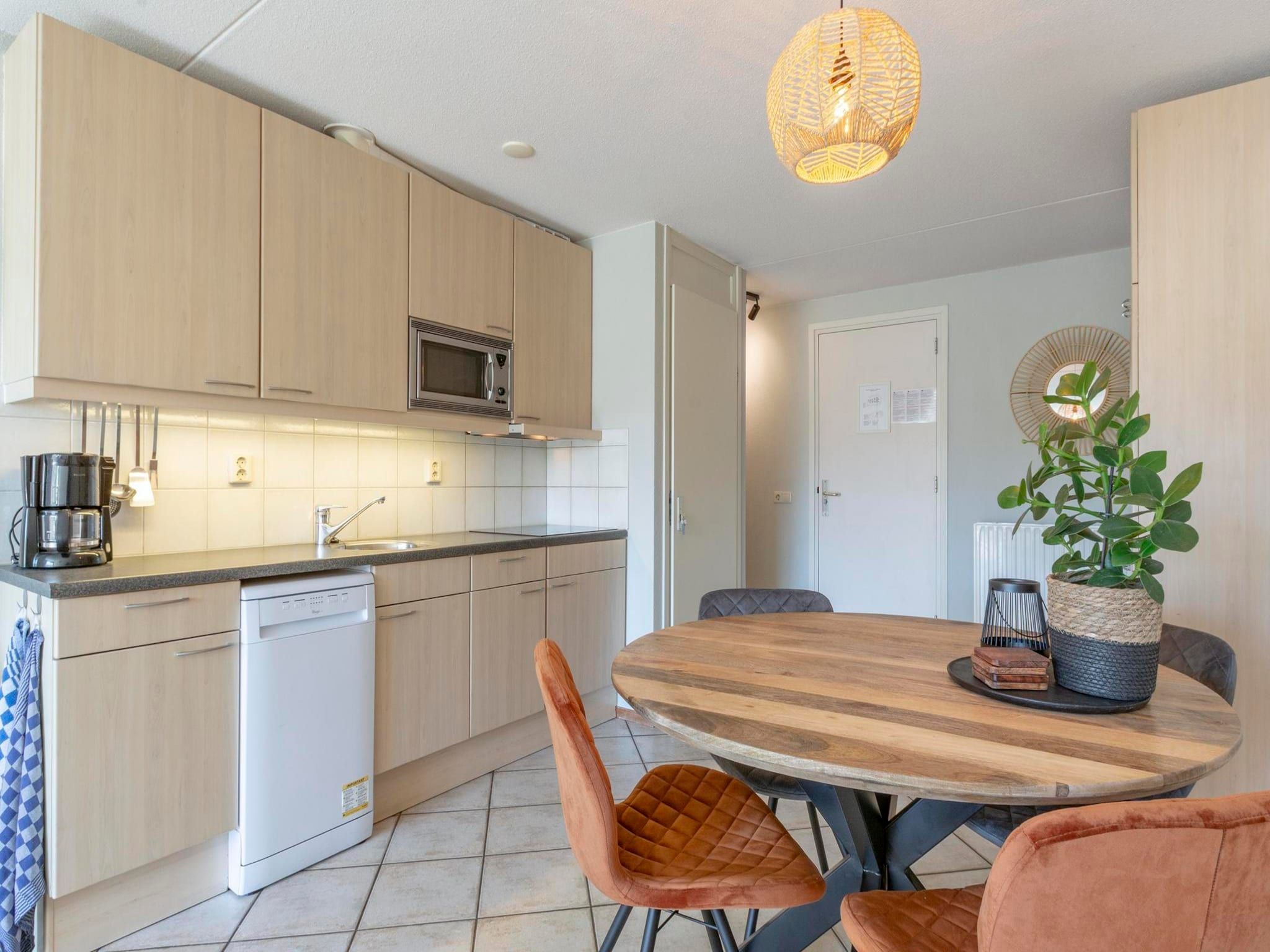 De keuken van Wijde Blick 309 in Callantsoog
