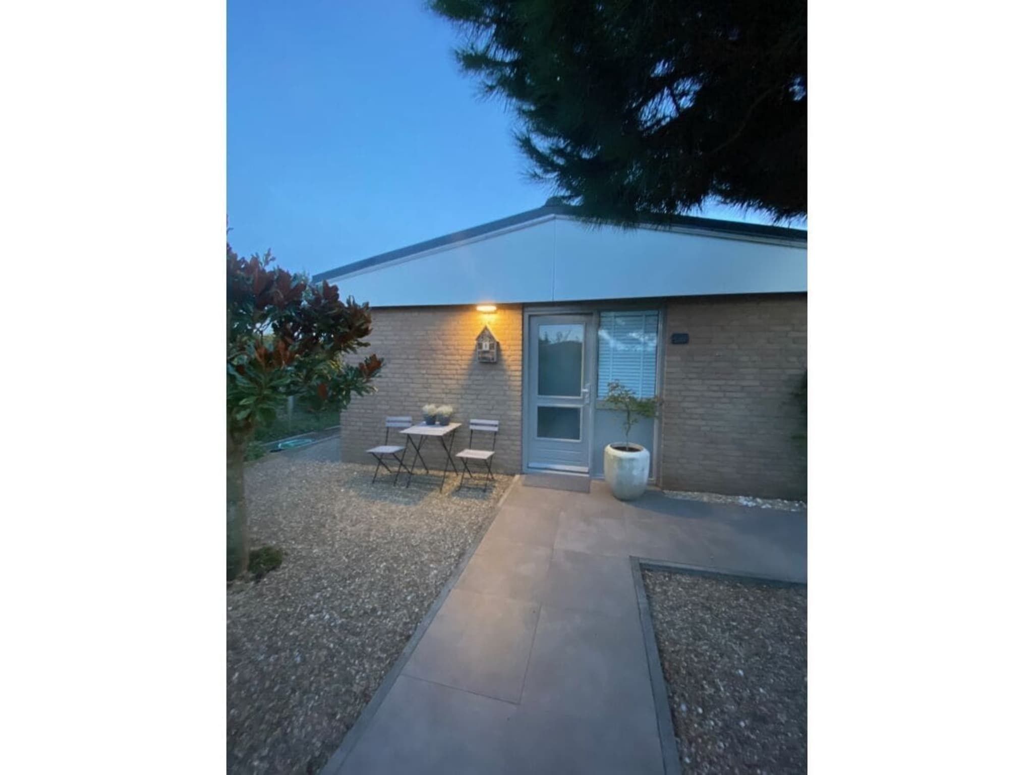 De buitenkant van 488567 in Ouddorp