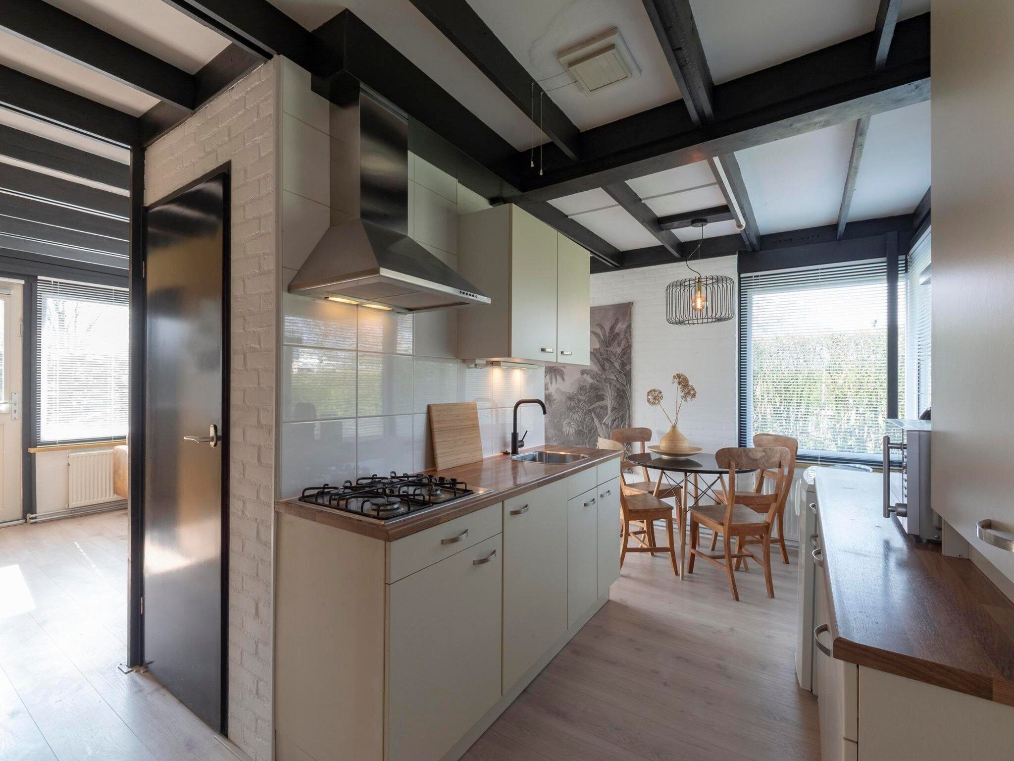 De keuken van Duinland 15 in Sint Maartenszee