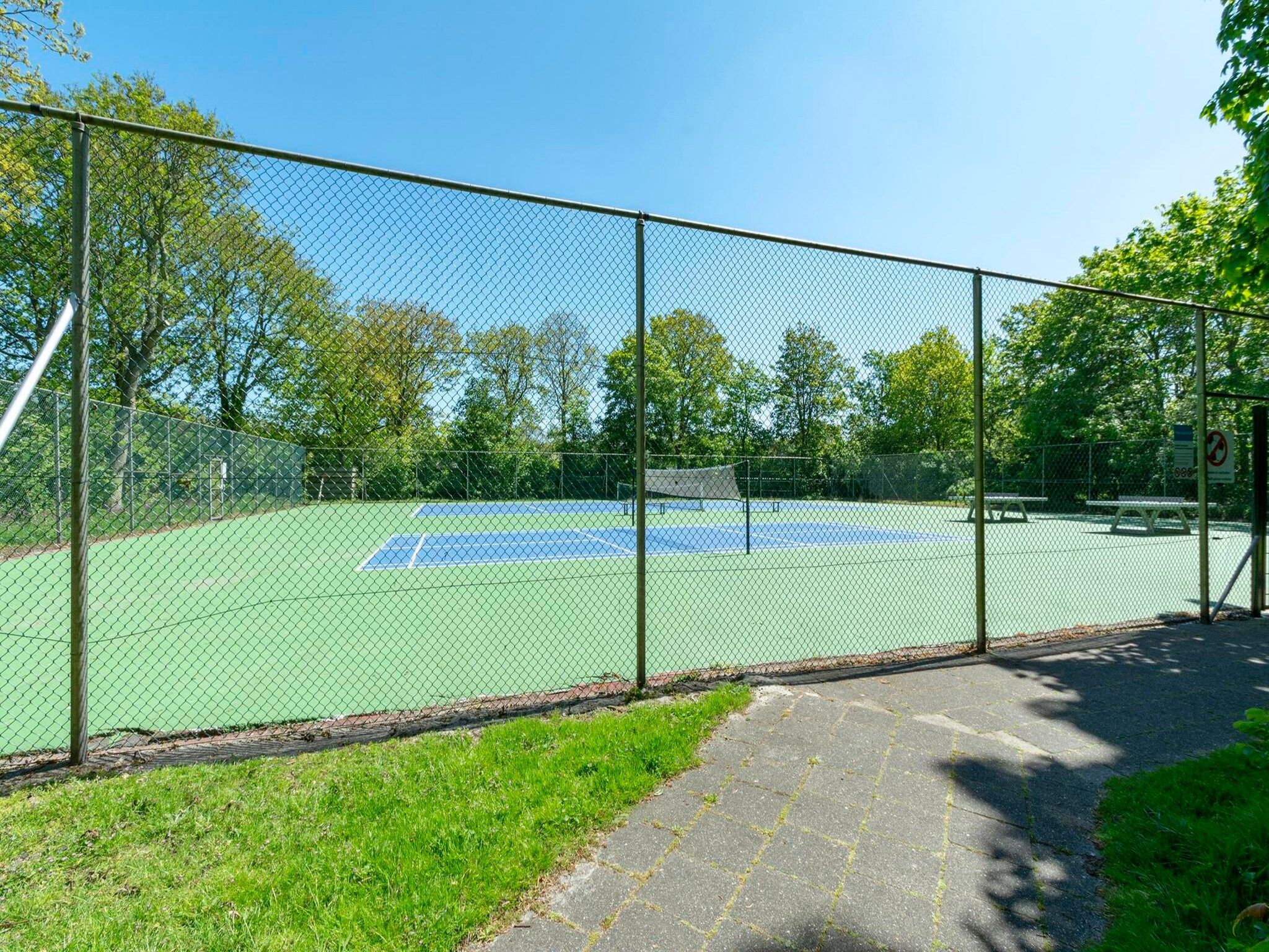 Parkfaciliteiten bij Duinland 15 in Sint Maartenszee