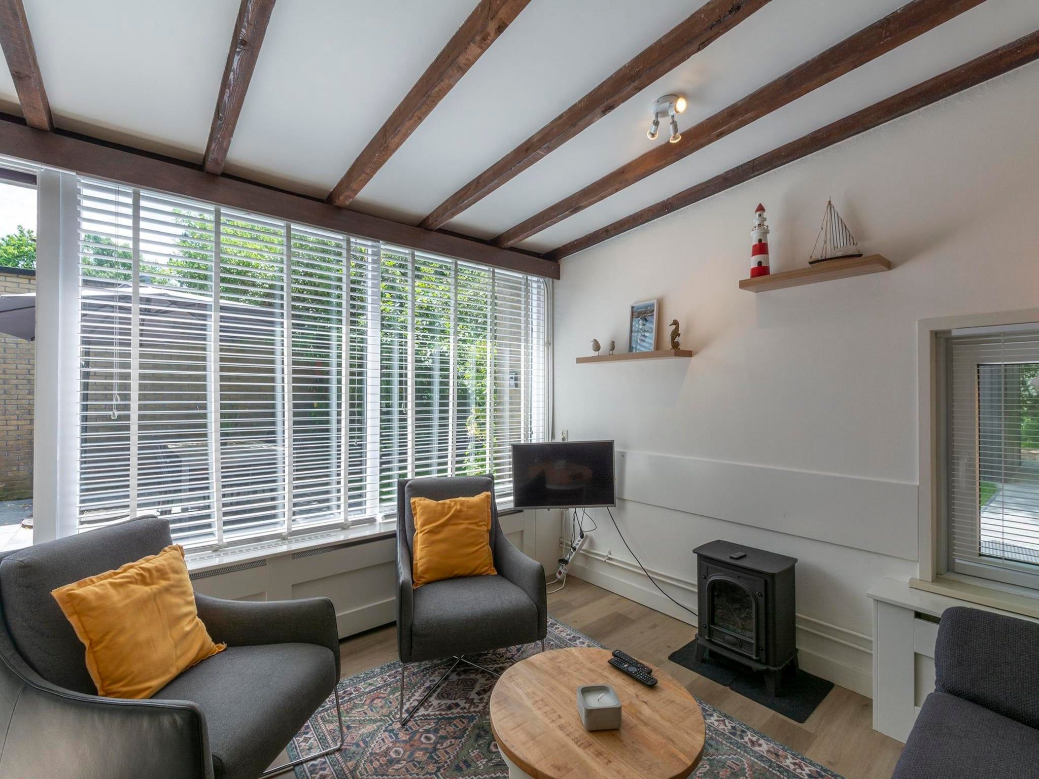 De woonkamer van Duinland 197 in Sint Maartenszee