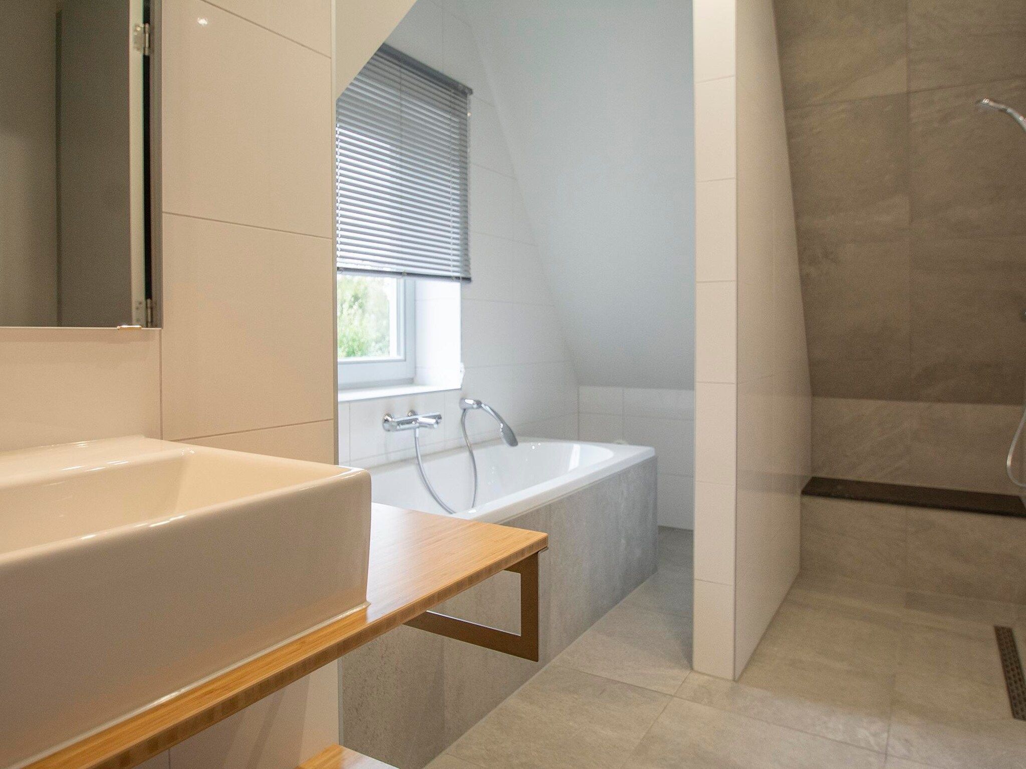 De badkamer van Sandepark 171 in Callantsoog