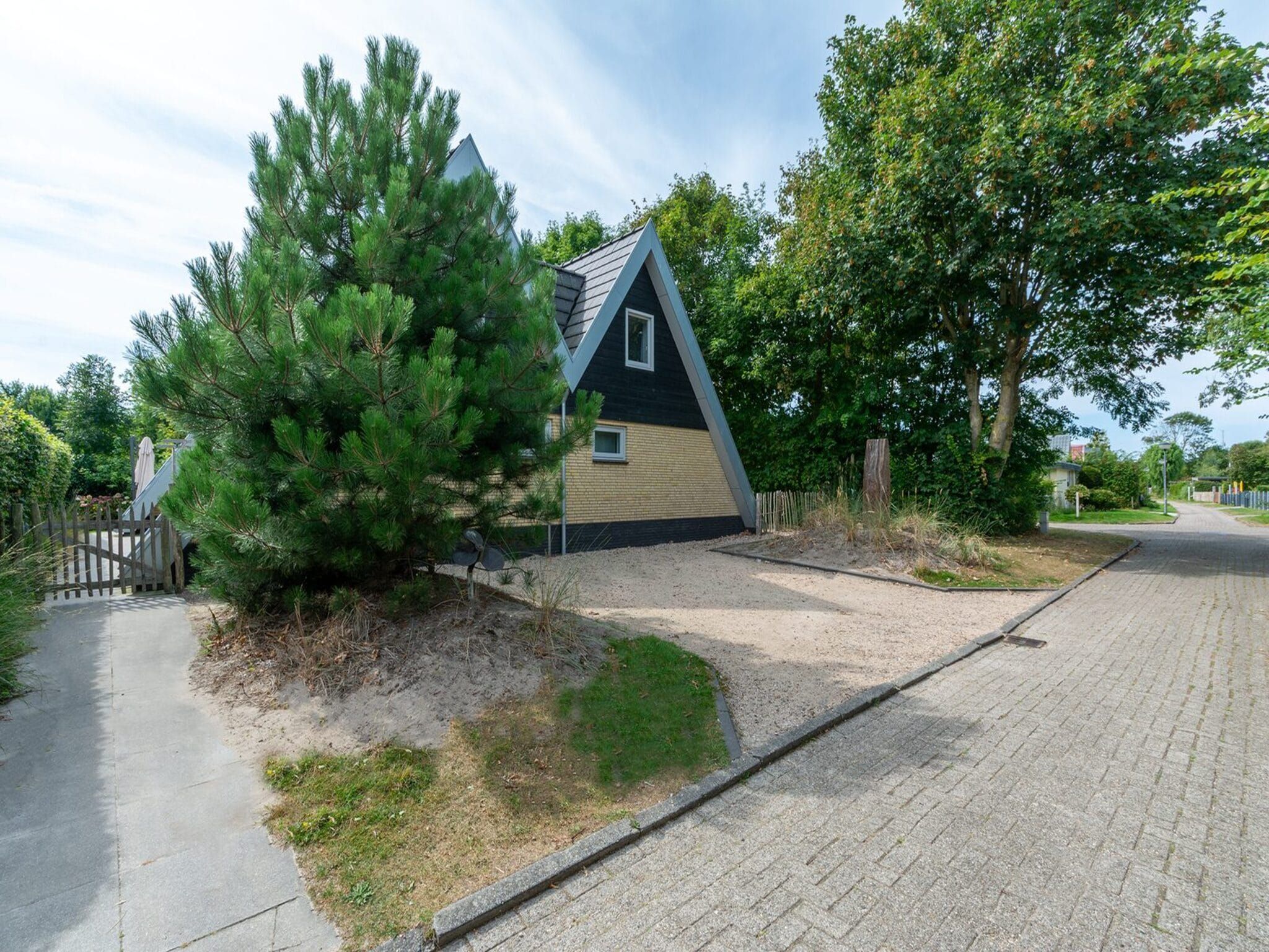 De buitenkant van Sandepark 171 in Callantsoog