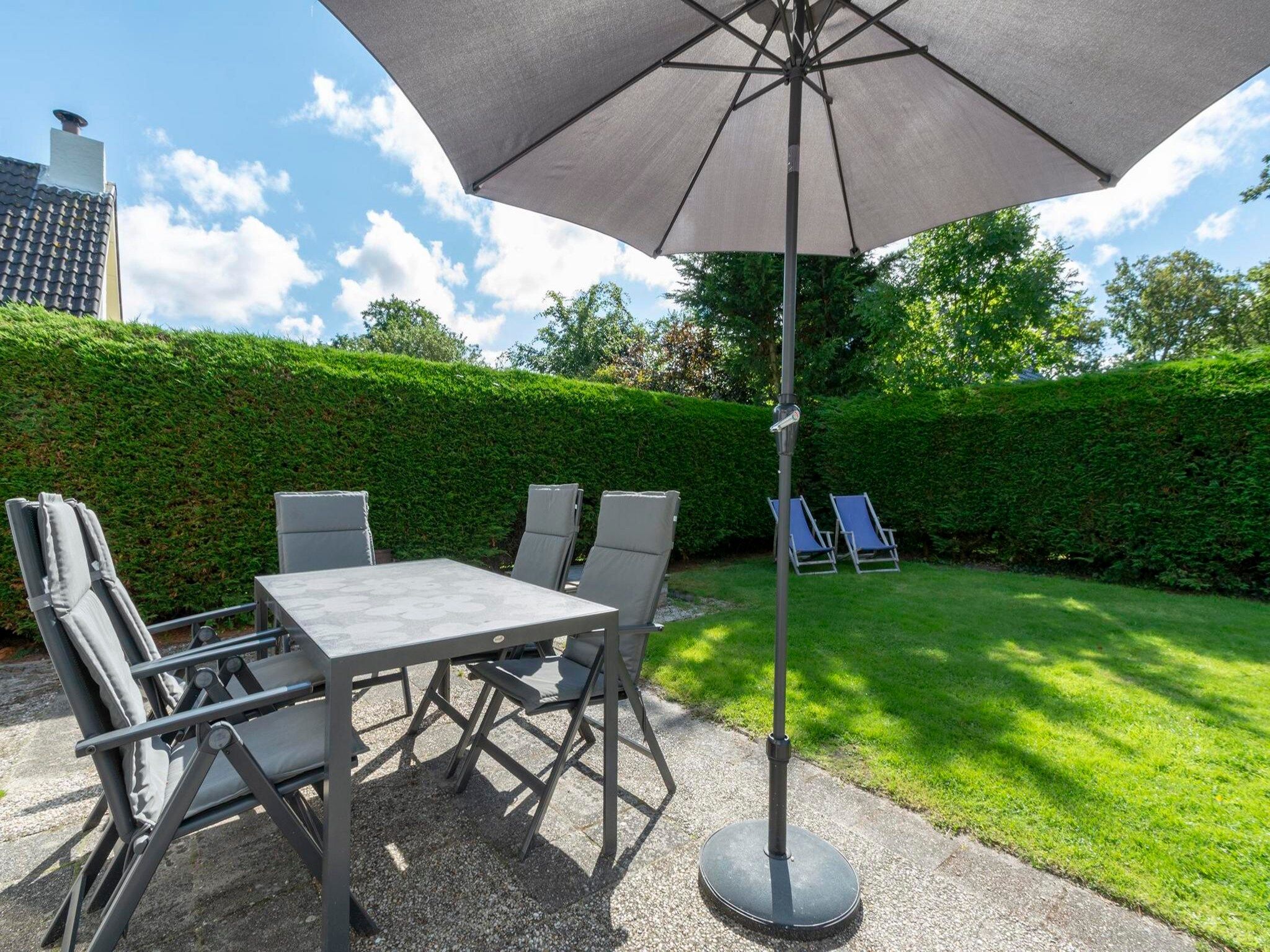 Het terras van Duinland 46 in Sint Maartenszee