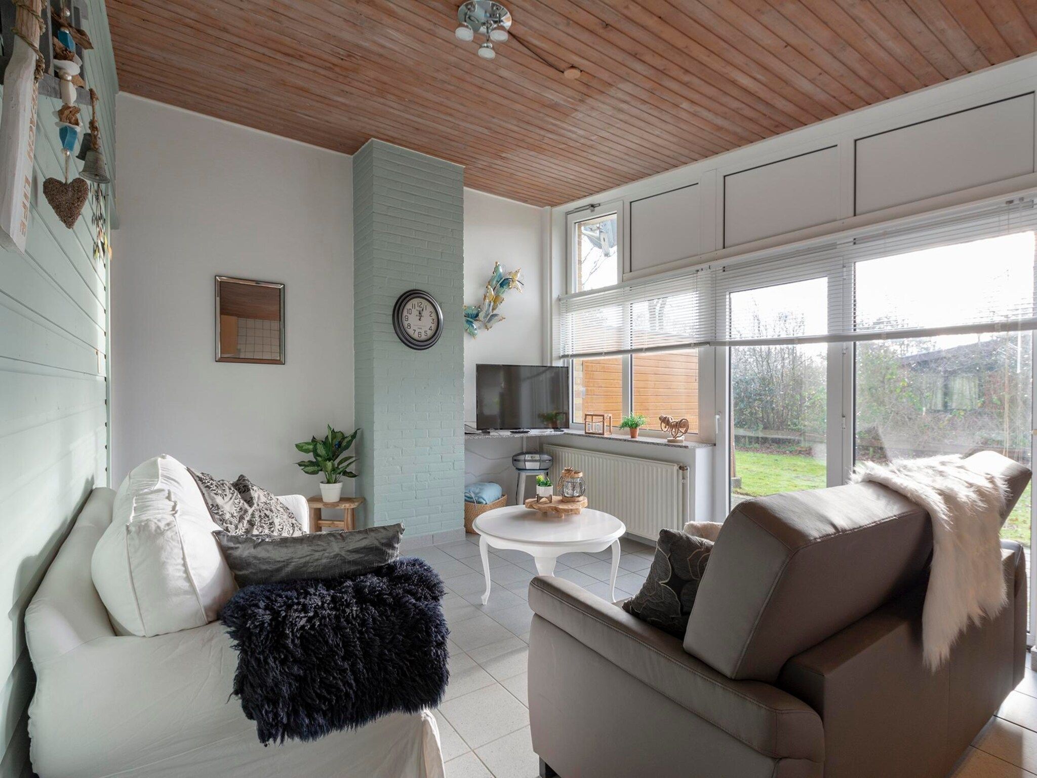 De woonkamer van Duinland 89 in Sint Maartenszee