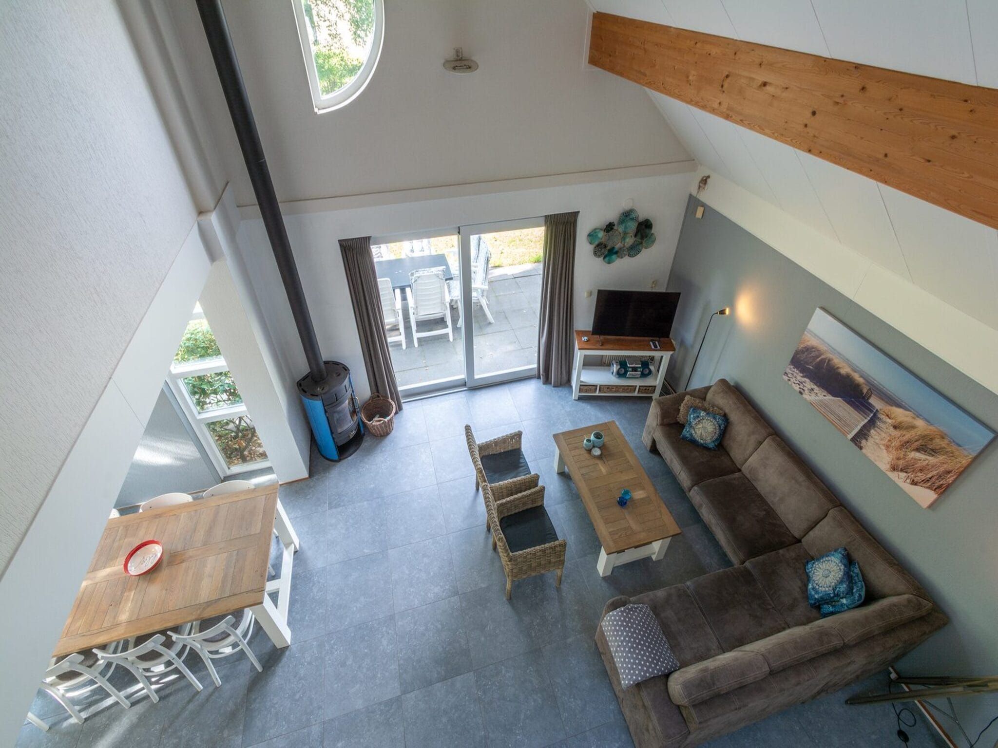 De woonkamer van Ooghduyne 75 in Julianadorp aan Zee