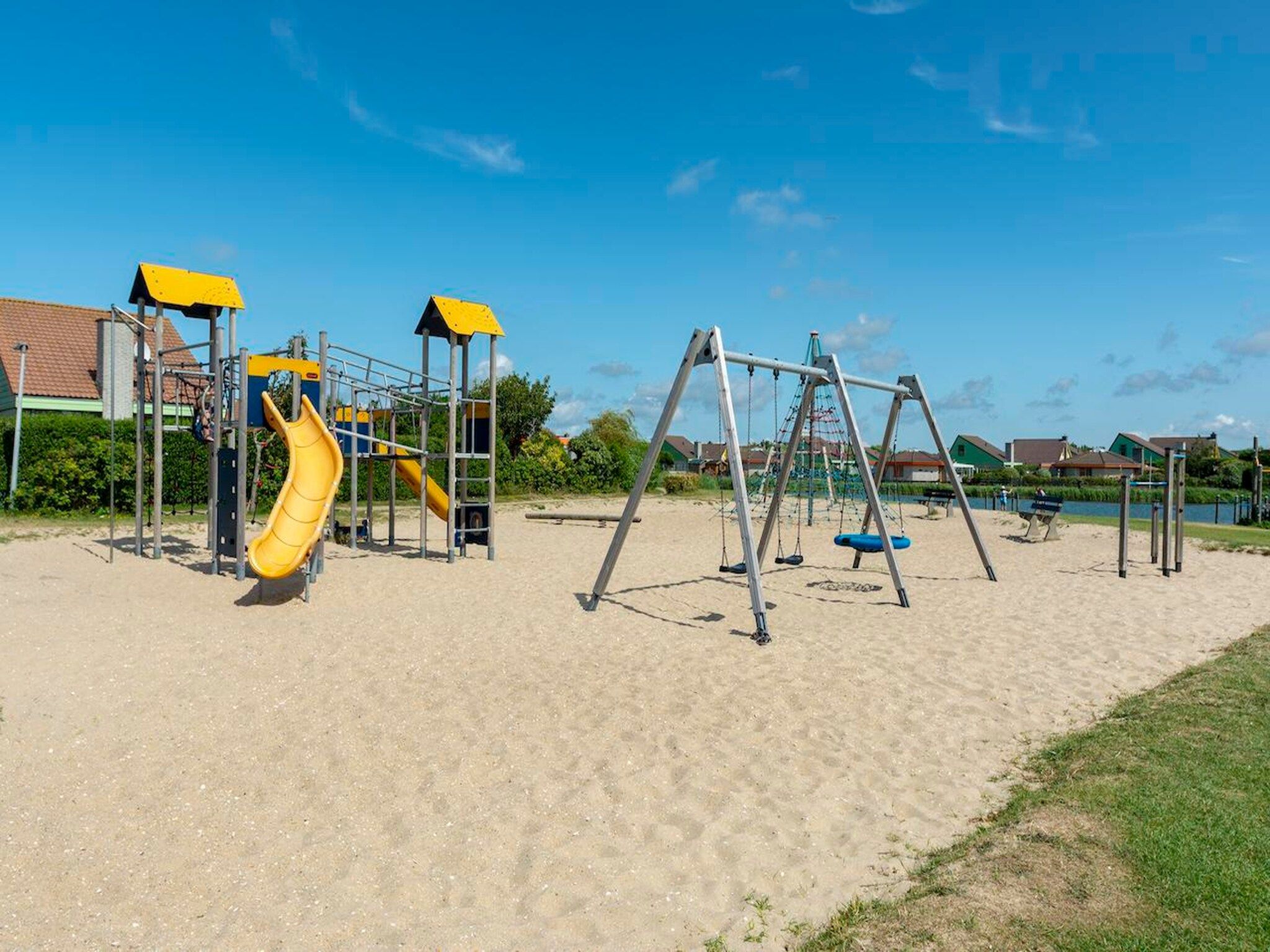 De tuin van Strandslag 157 in Julianadorp aan Zee