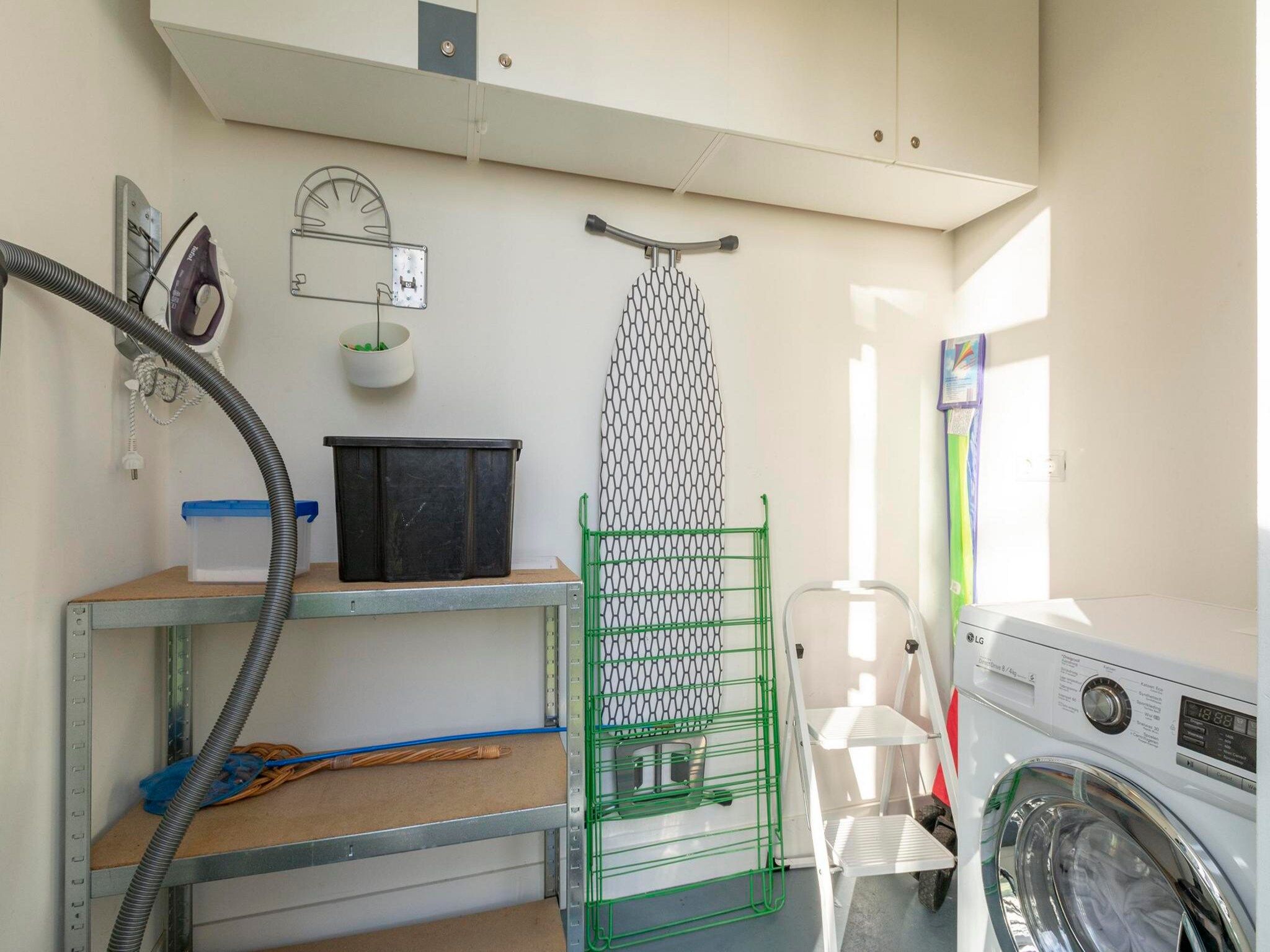 Voorzieningen bij Strandhuis Uitwaayer in Sint Maartensvlotbrug