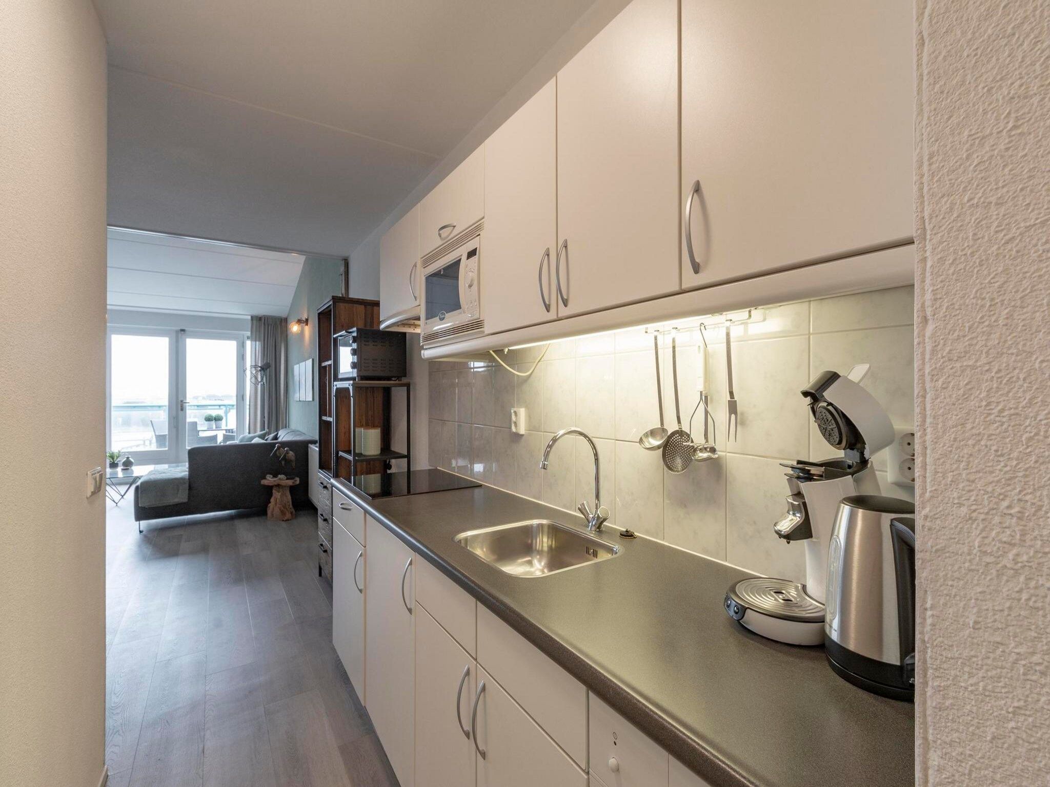 De keuken van Strandslag 203 in Julianadorp aan Zee